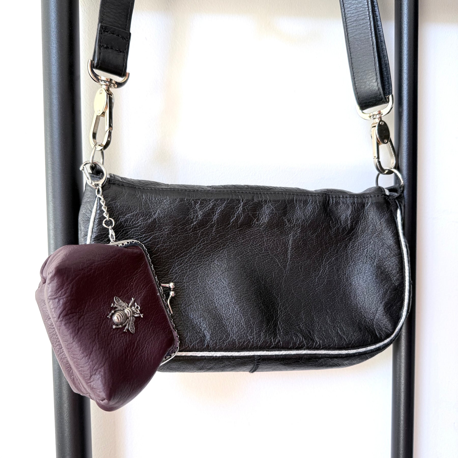 ‘Bee’ coin purse with key chain