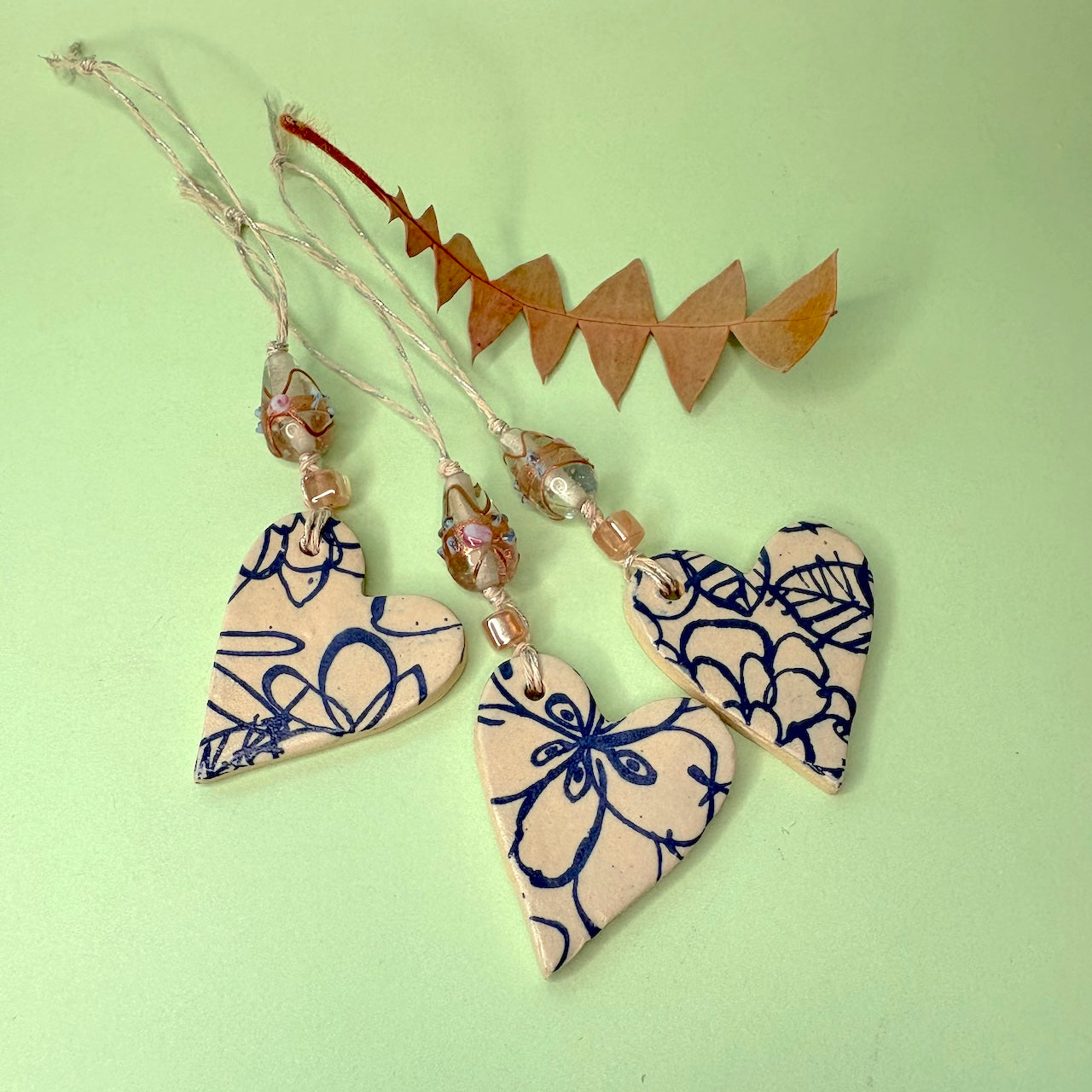 Ceramic handcrafted heart gift tags – set of 3 tags