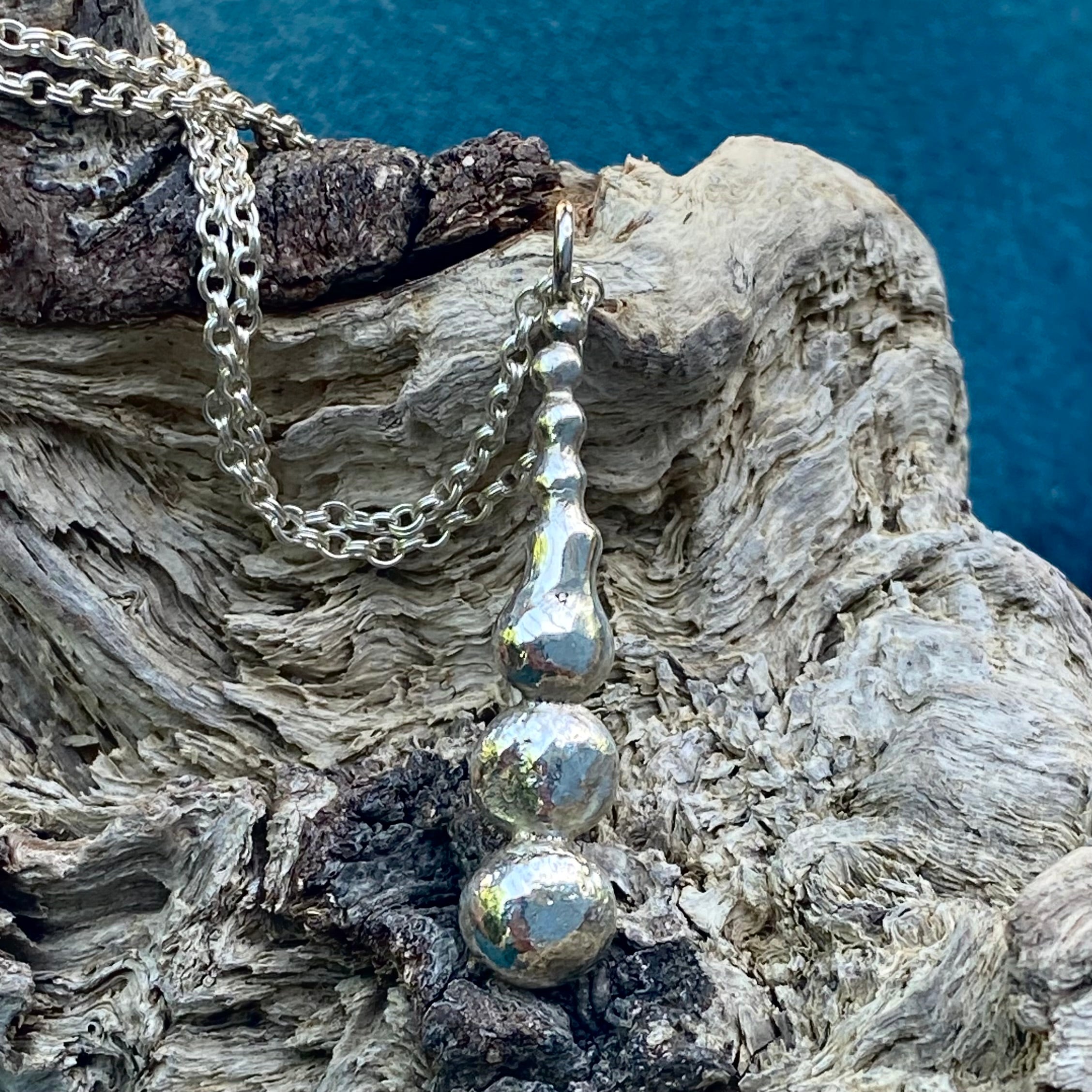 Liquid Silver Waterdrop Pendant