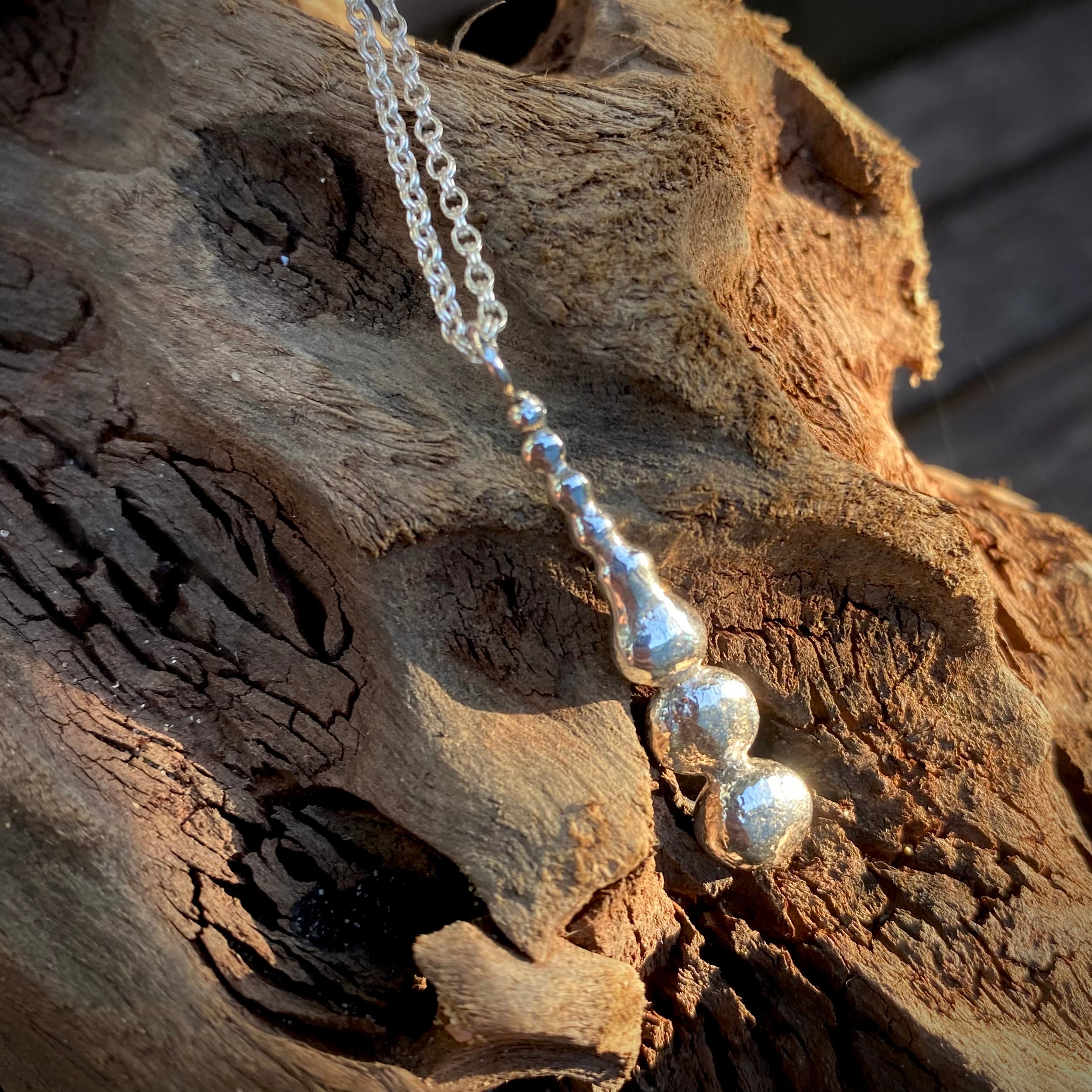 Liquid Silver Waterdrop Pendant