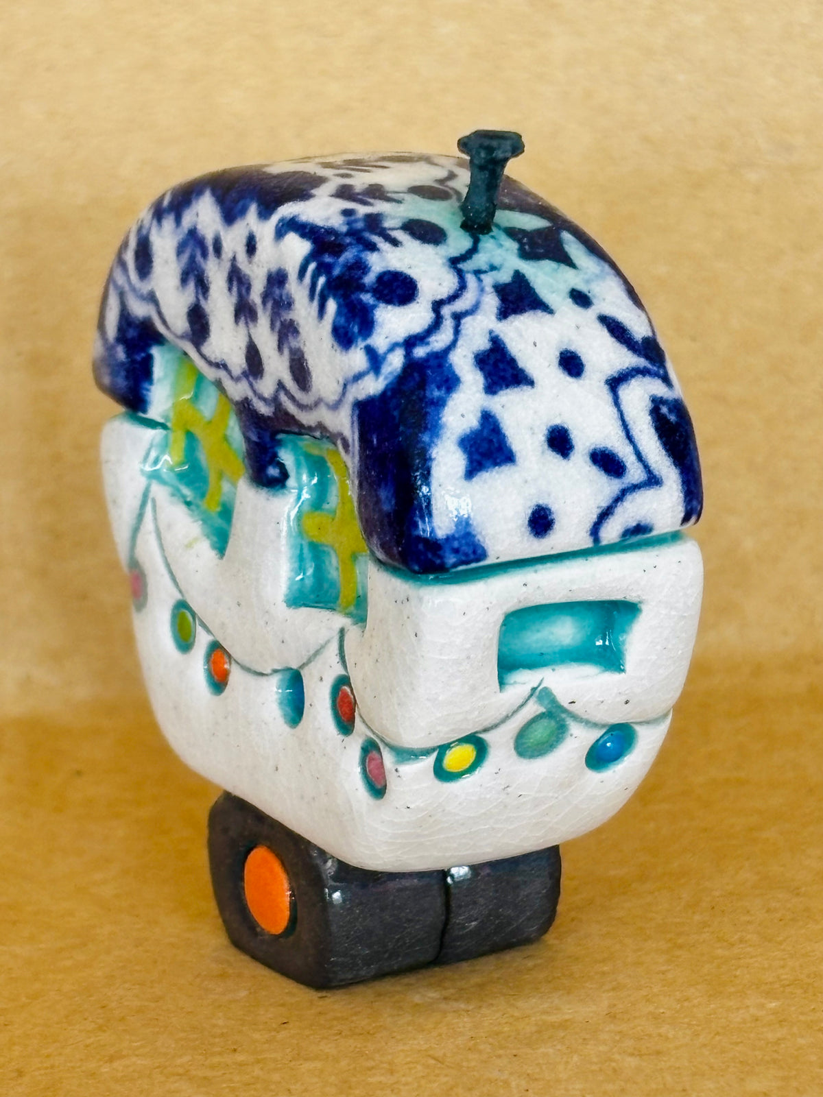 Small Retro Collectable Ceramic Caravan 15