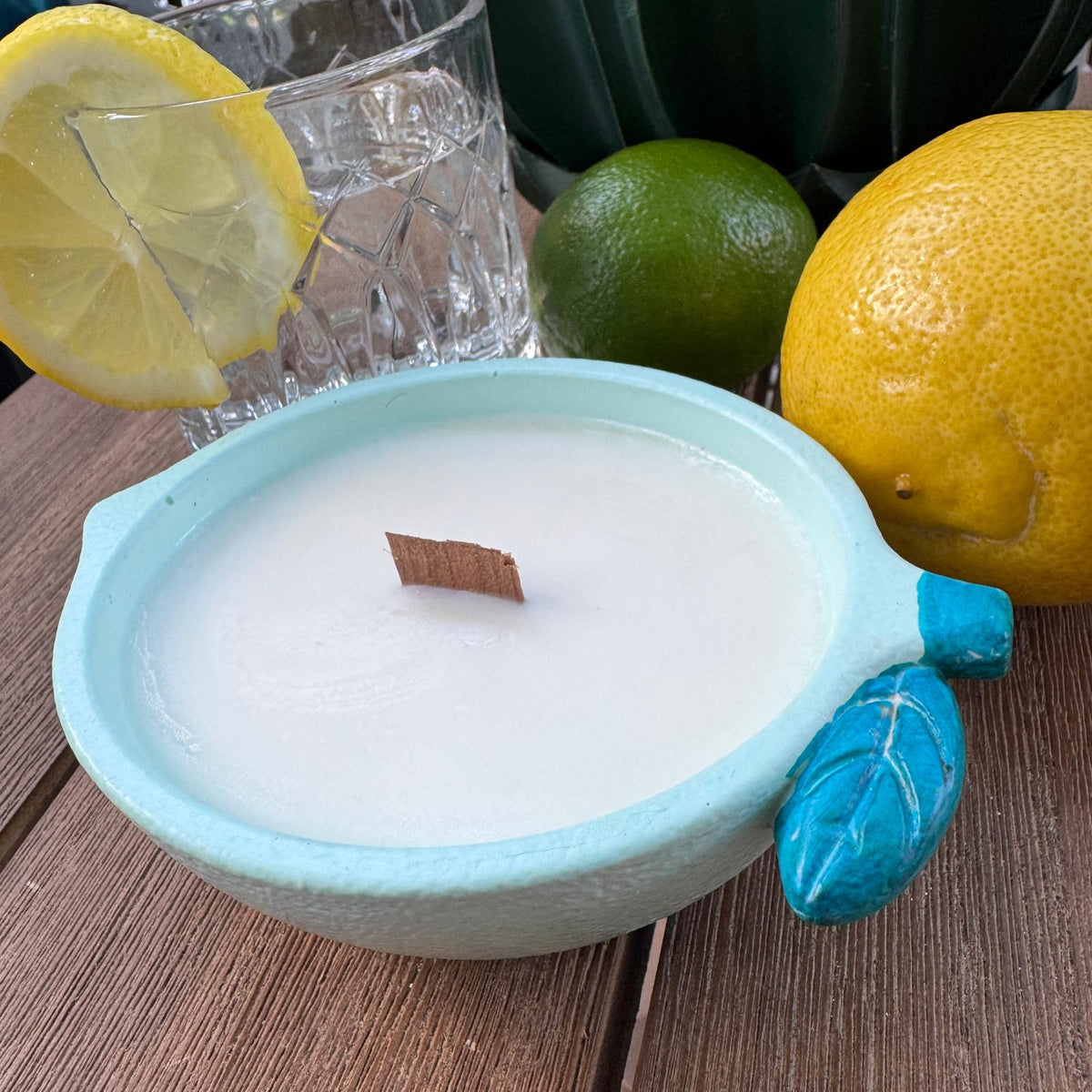 Concrete Lime bowl candle with lime fragrance