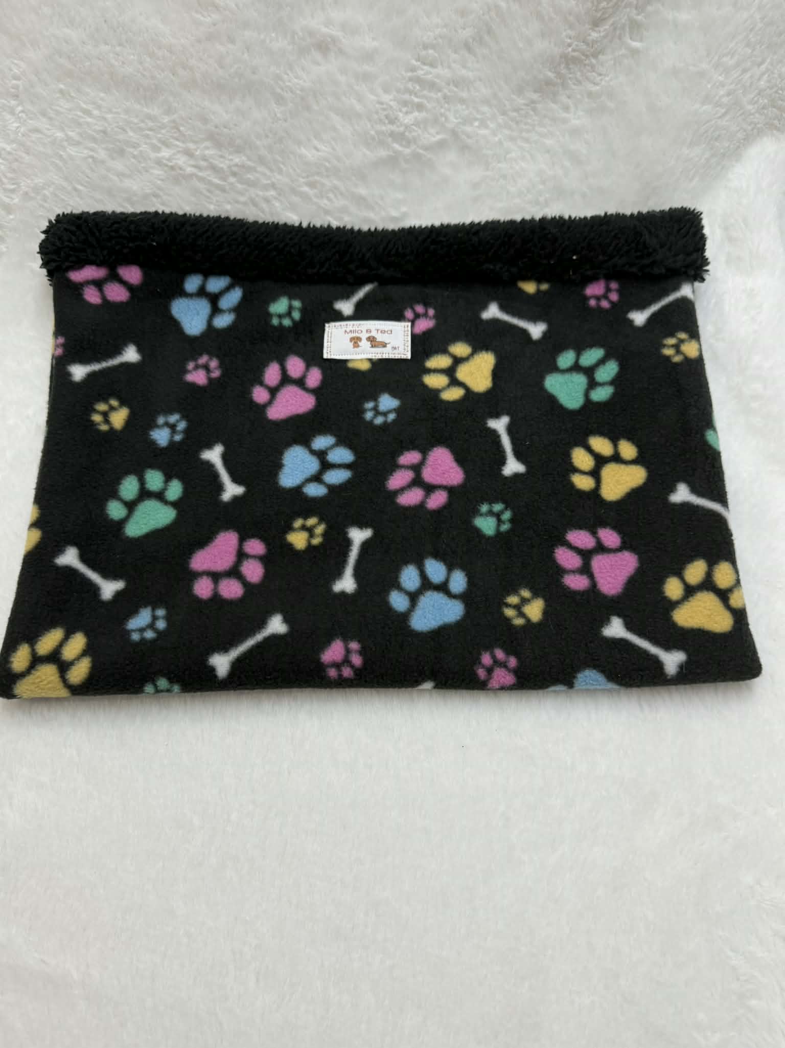 Pet Cozy sleeping snuggle sack for bed. Suits dog, cat, rabbit,lizard