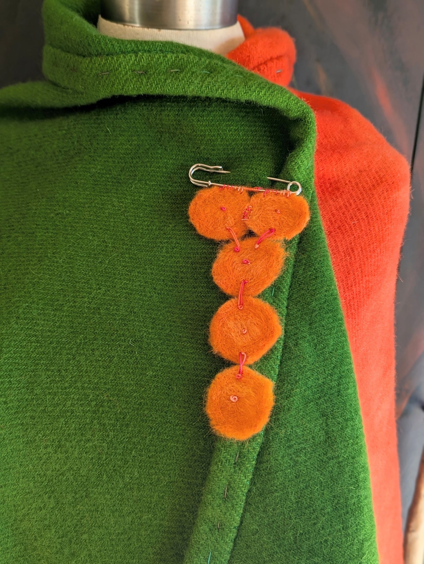 Sideliner's Cape