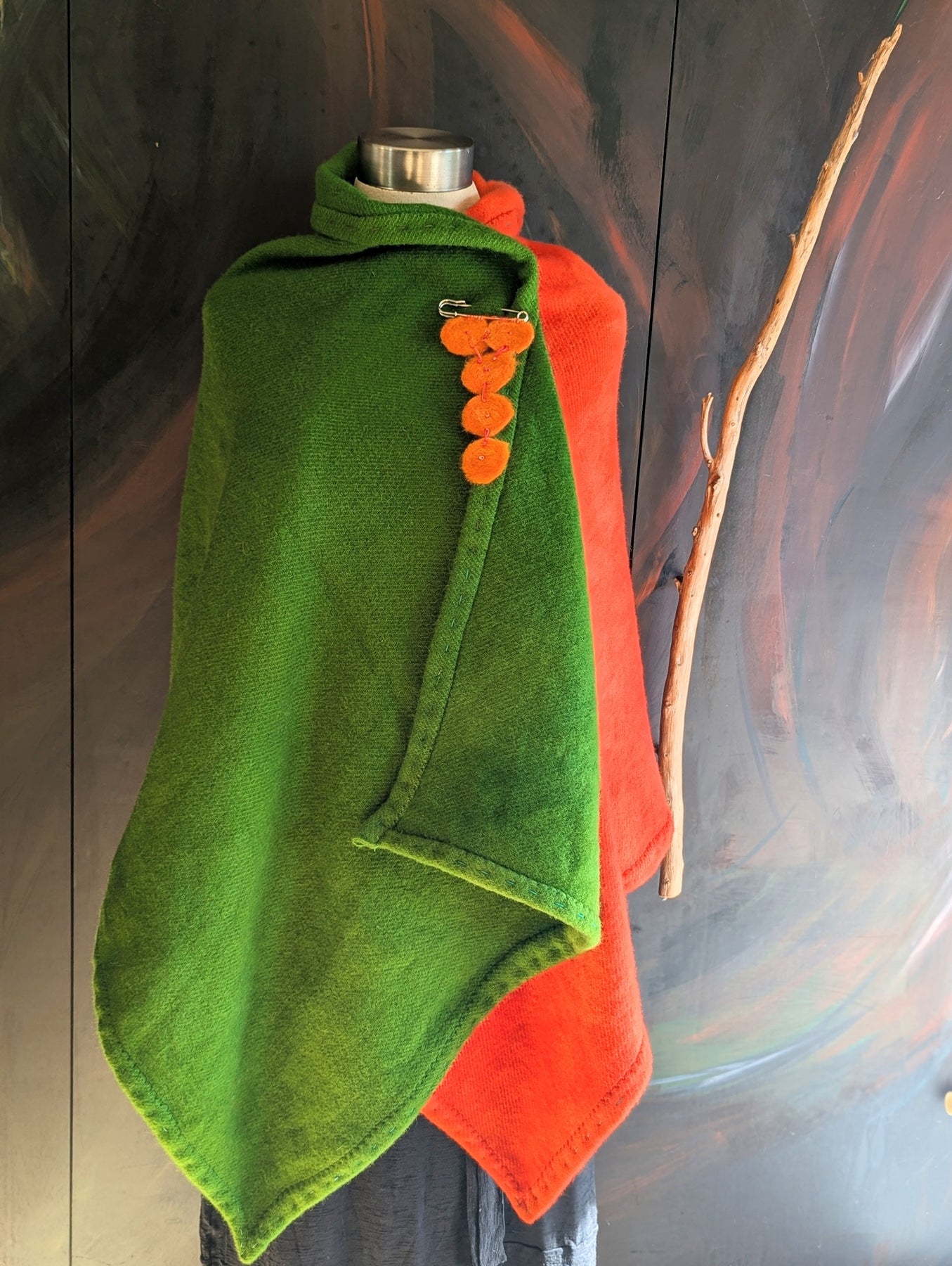 Sideliner's Cape