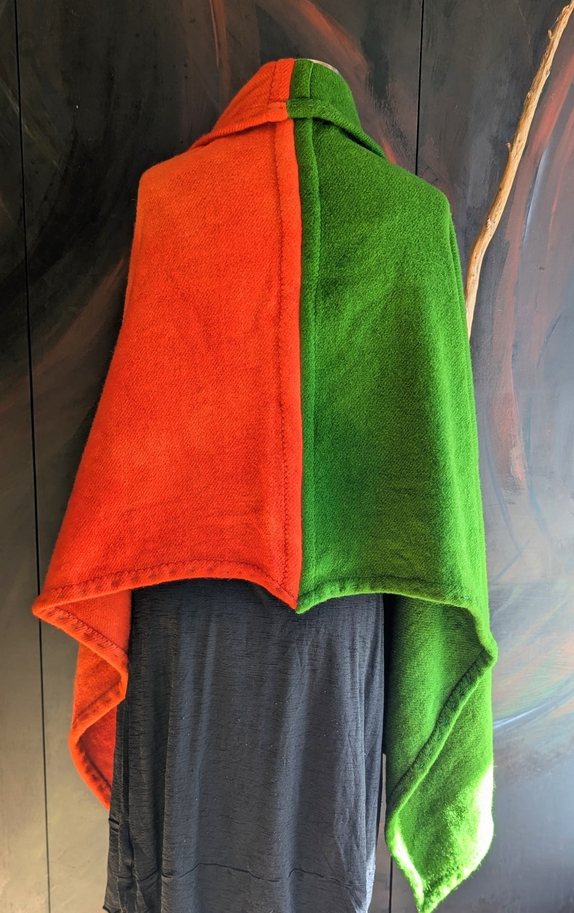 Sideliner's Cape