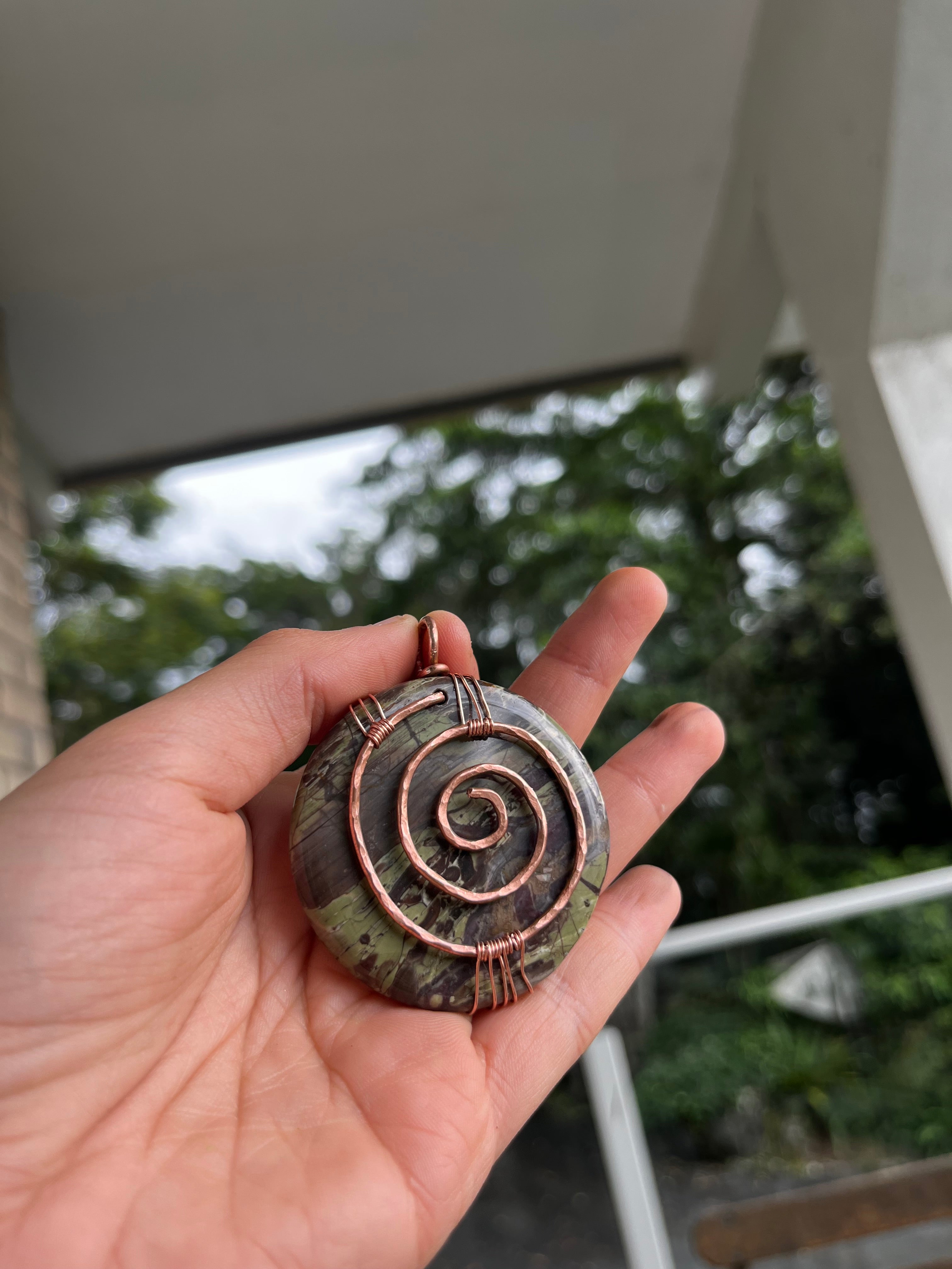 Kambaba jasper and copper spiral pendant