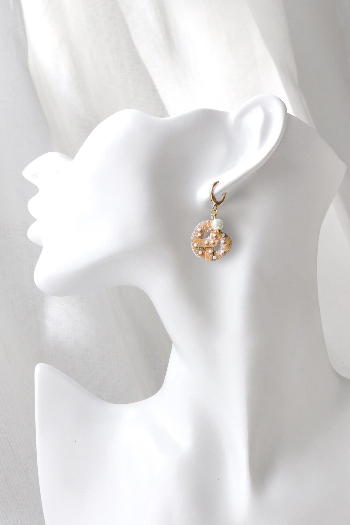 Croissant Cutie Earring