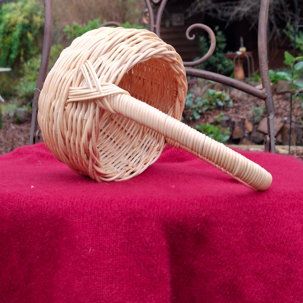 Small handled basket