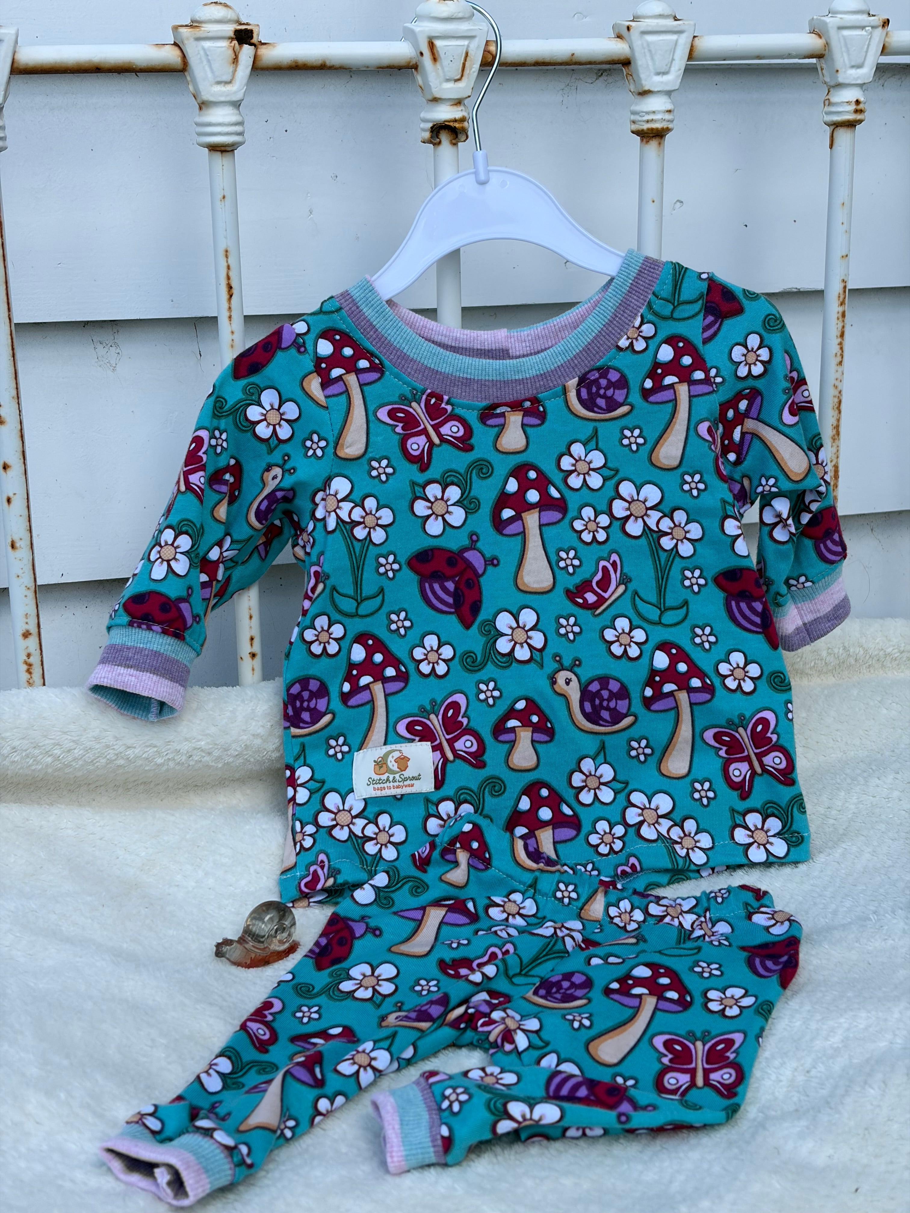 TOADSTOOL PARTY PJ’s 0-3 months