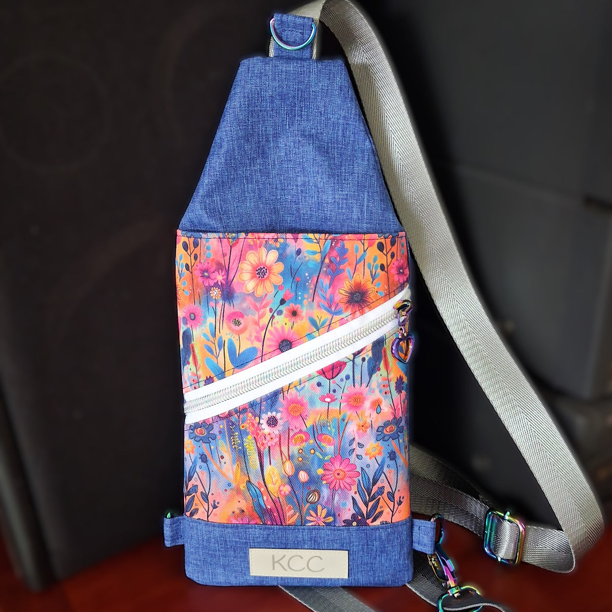 Crossbody Sling Bag – Mini Traveler – Bright Floral/Blue Contrast