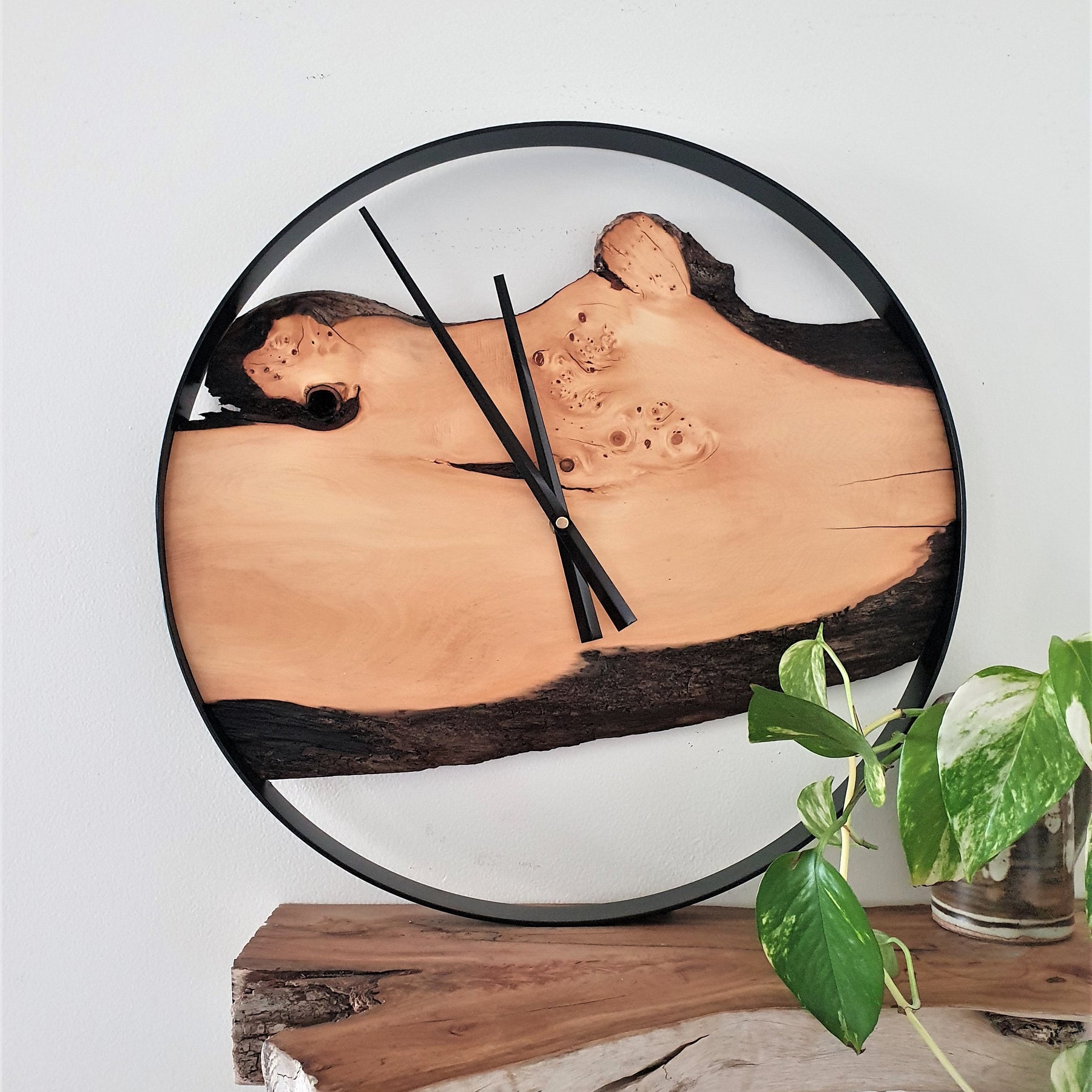 Custom Wooden Wall Clock, Australian Made Gift for 5th Wedding Anniversary, Personal Gift for Wedding , Statement present for Wood Lover