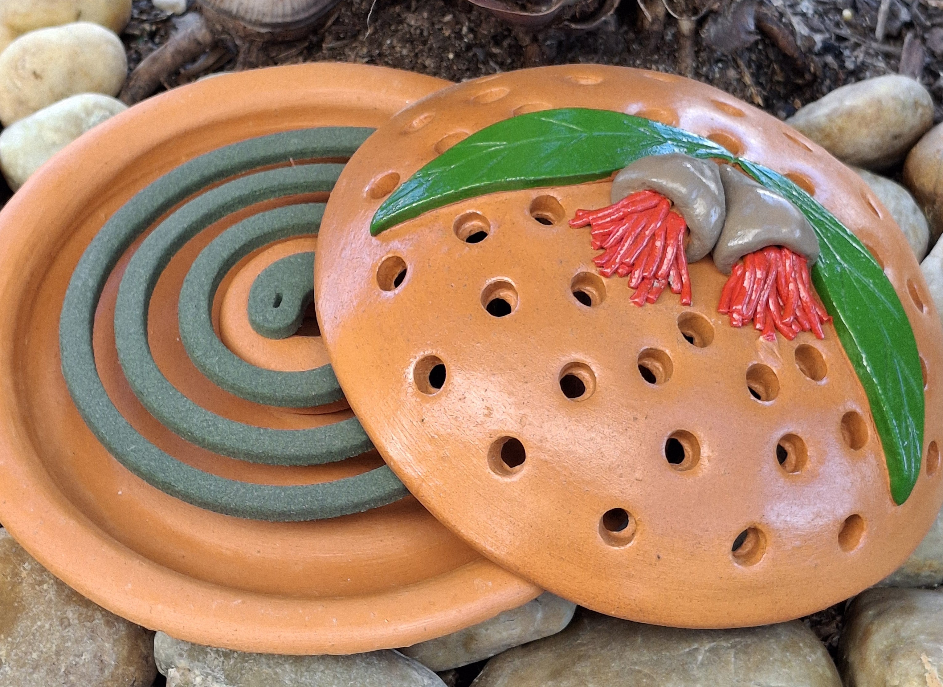 Mosquito Coil Holder with built in stand, Bronze Skink Design