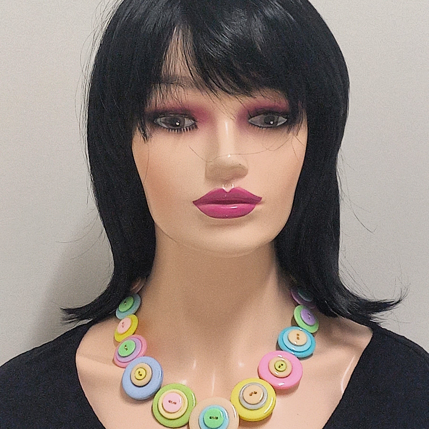 Pastel colours button necklace