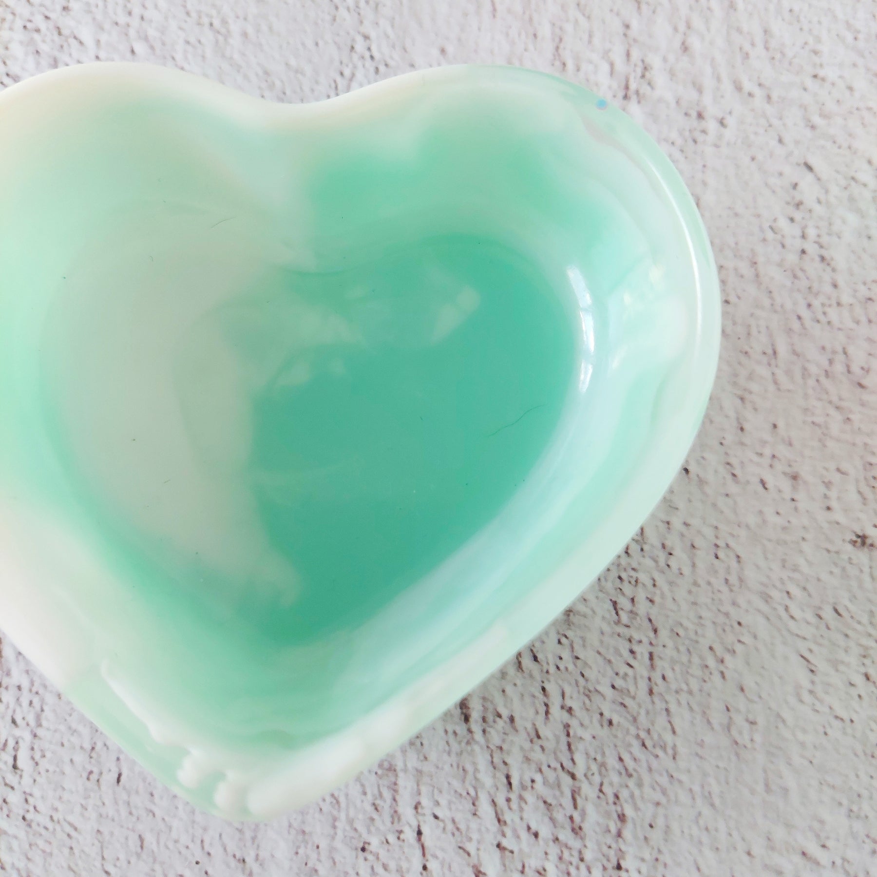 Love Heart Resin Glitter Trinket Dish Pinch Bowl