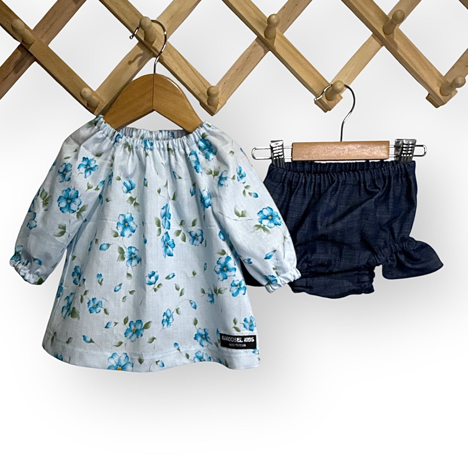 Baby Long Sleeve Top and Panties SET - Blue Flowers - SIZE 000