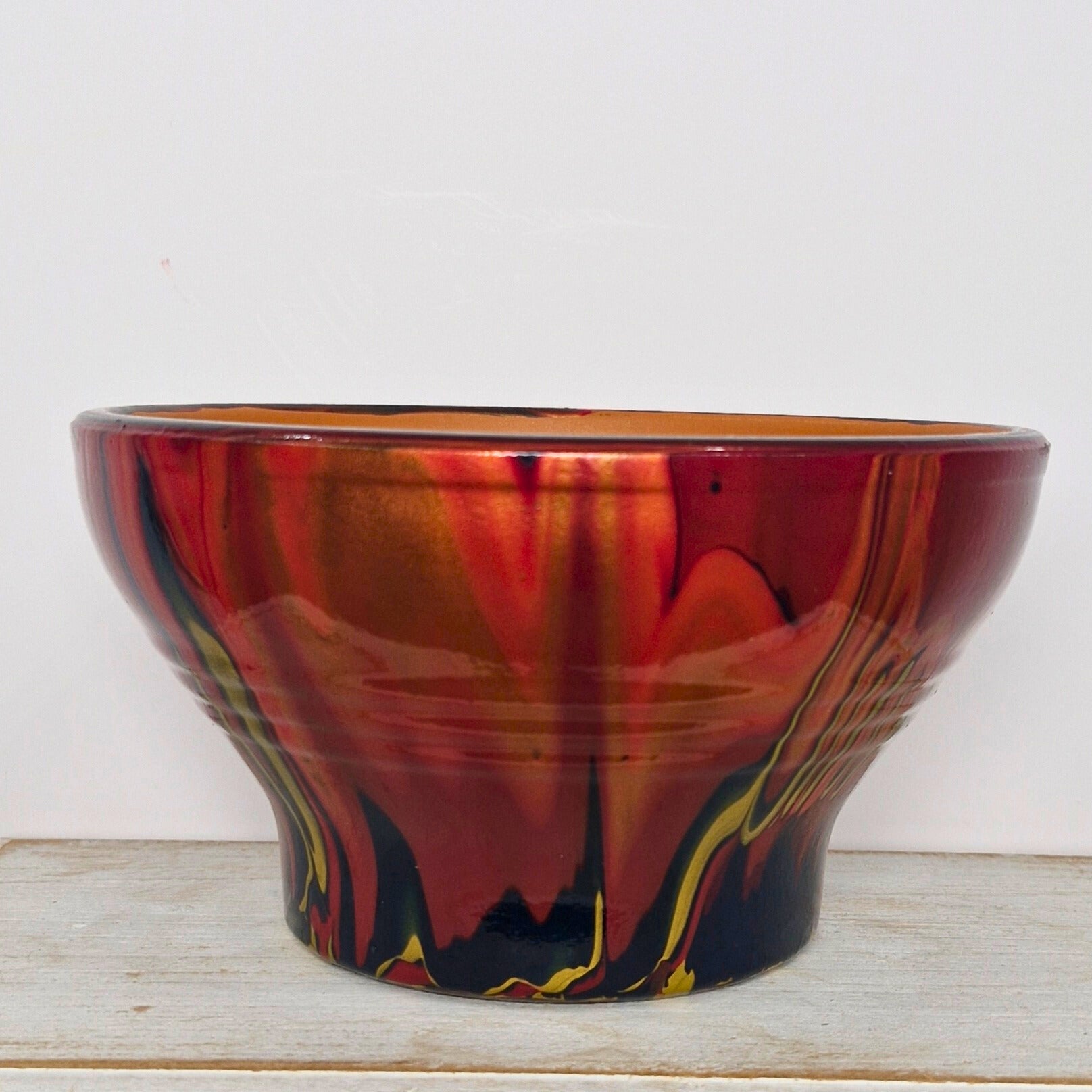 Hand Painted Terracotta Pot 15cm Magenta and Navy