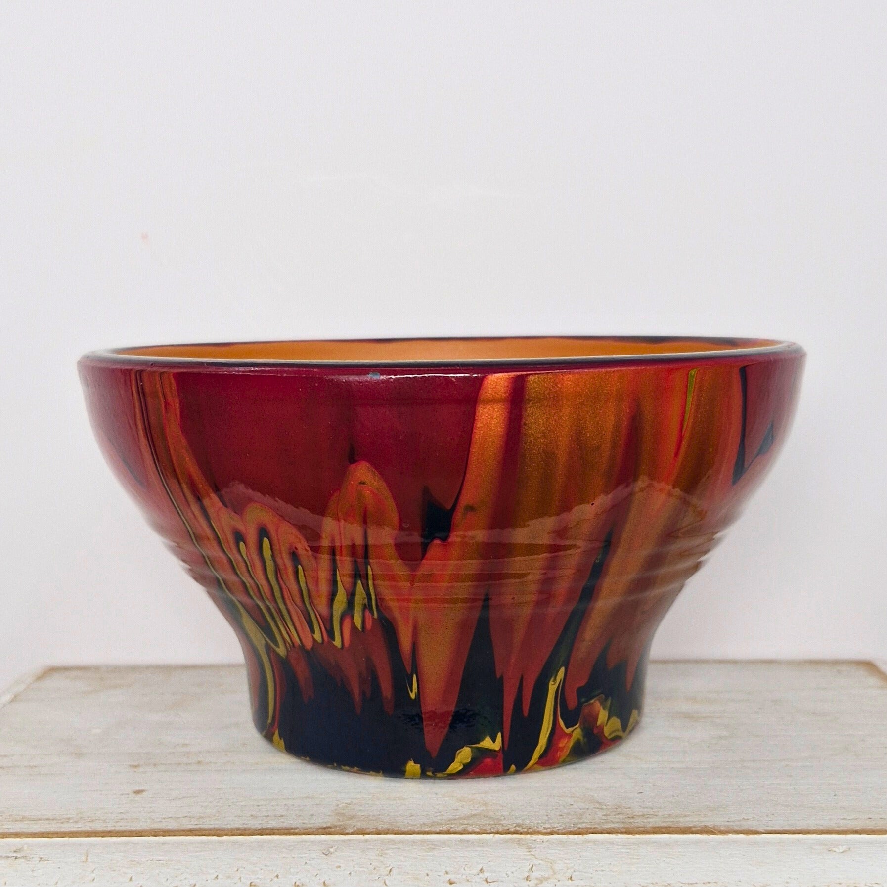 Hand Painted Terracotta Pot 15cm Magenta and Navy