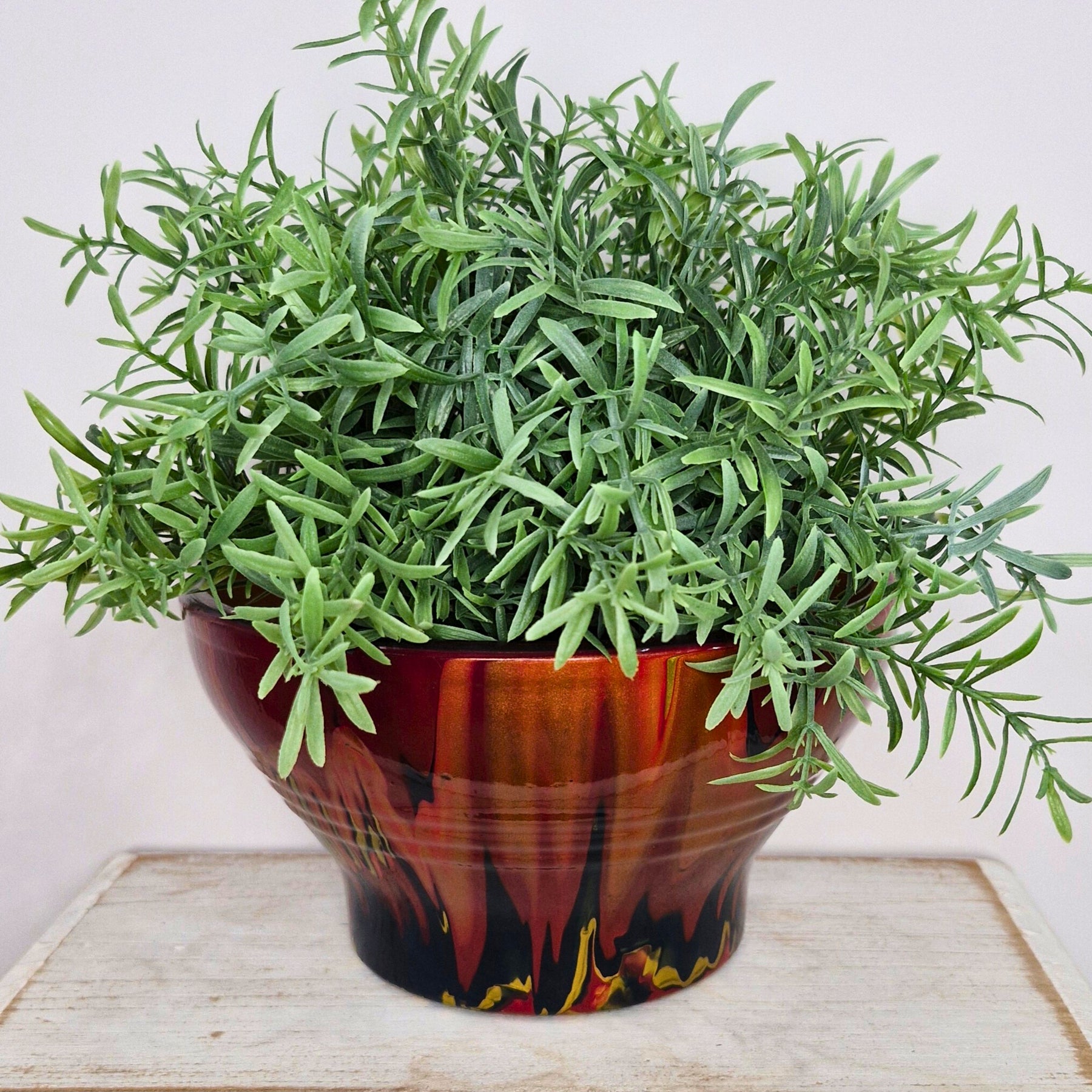 Hand Painted Terracotta Pot 15cm Magenta and Navy