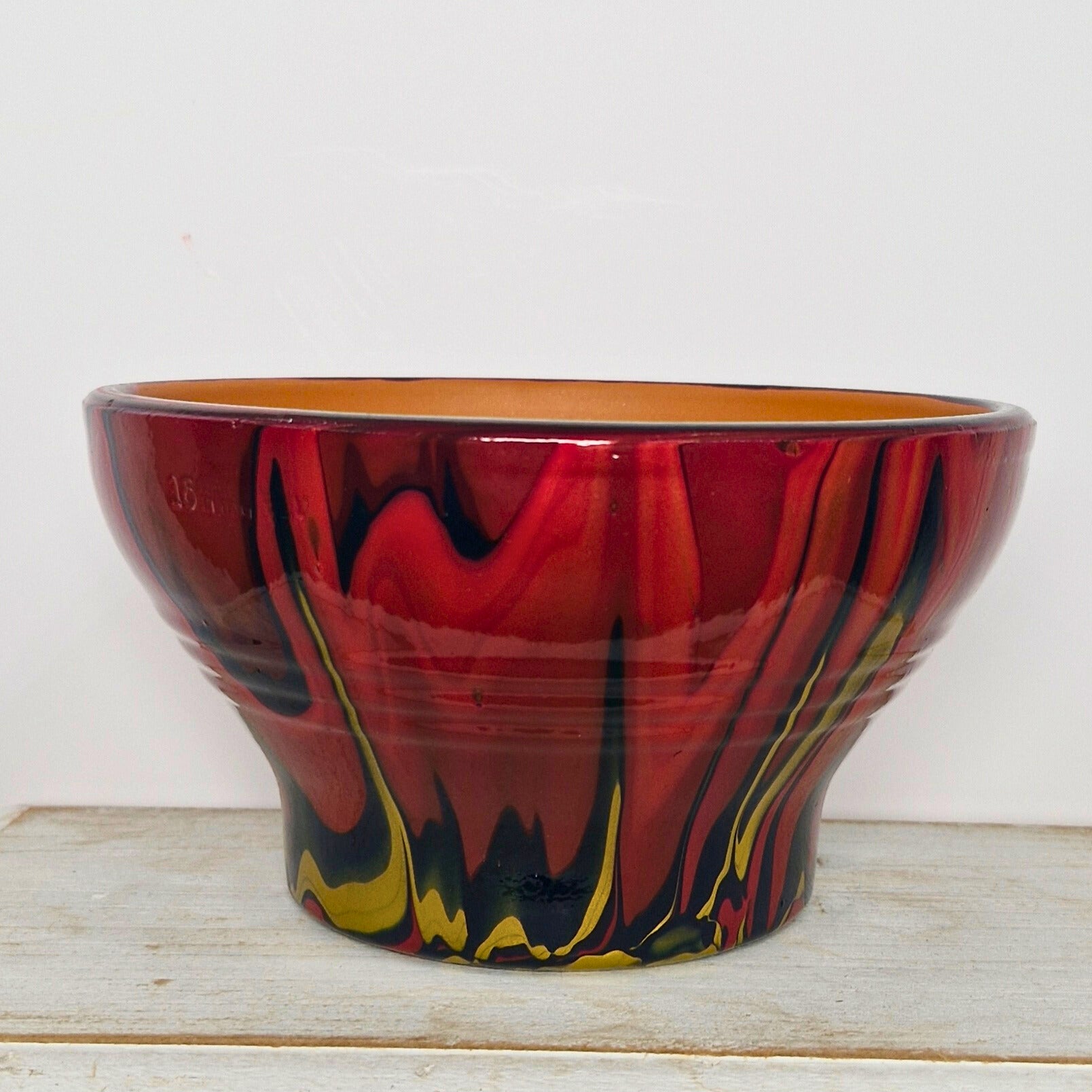 Hand Painted Terracotta Pot 15cm Magenta and Navy