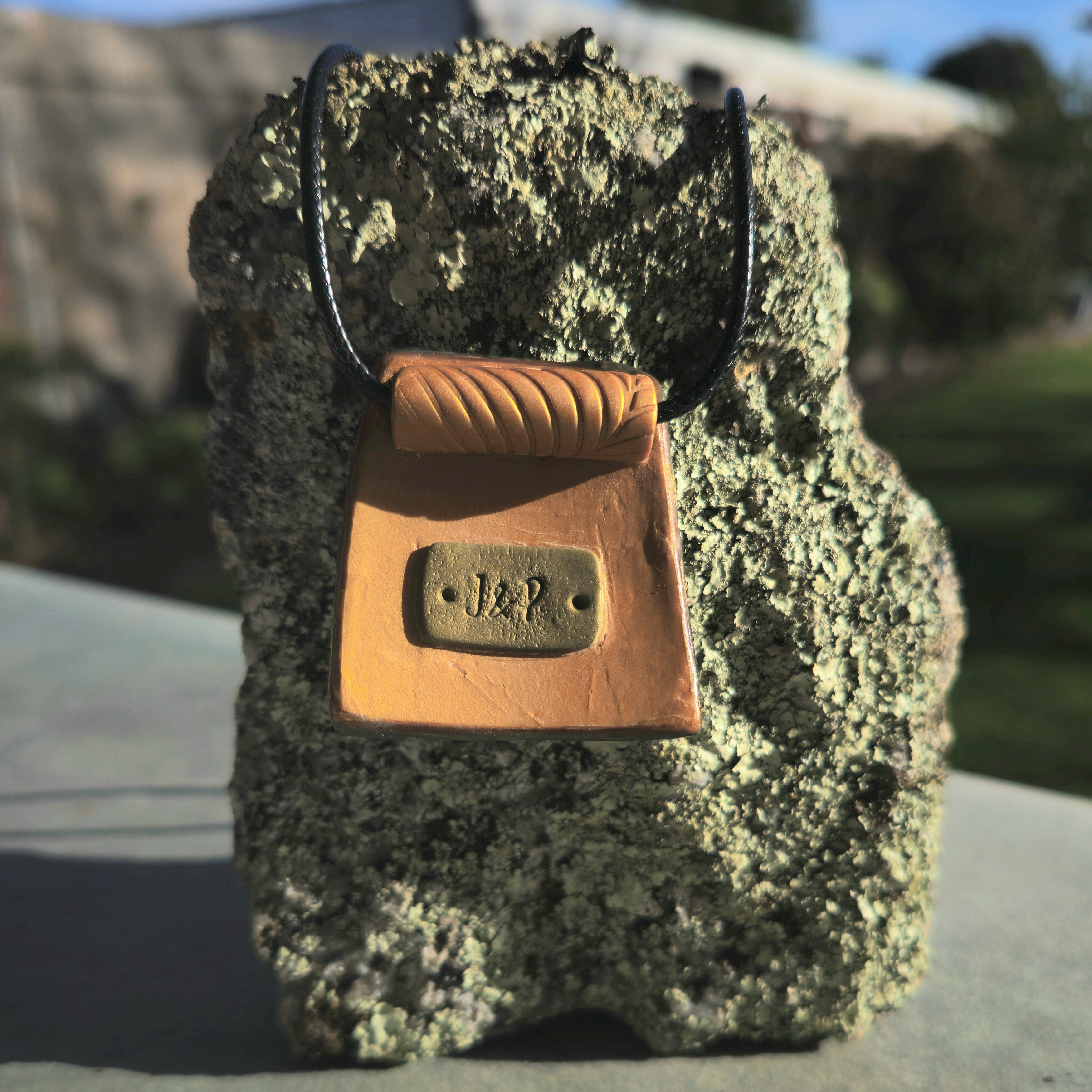 SWIRL & CURVE - POLYMER CLAY PENDANT