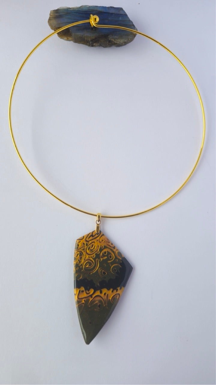 GOLDEN CURRENTS - POLYMER CLAY CHOKER PENDANT