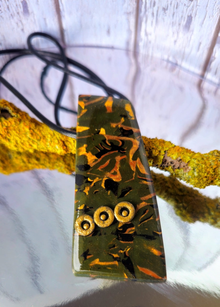 MOLTEN GROUND - POLYMER CLAY PENDANT