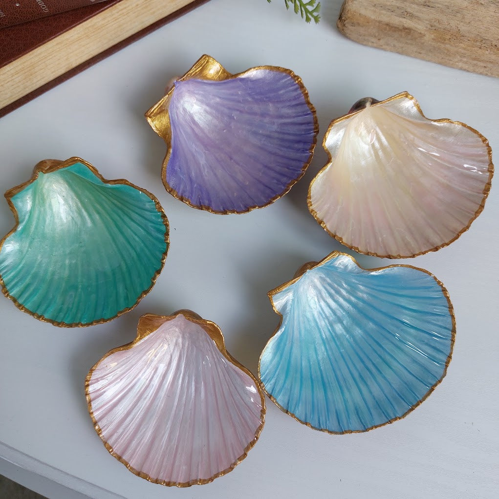 Real Shell trinket dish - Hand Painted Coastal Décor - Pink Scallop Shell