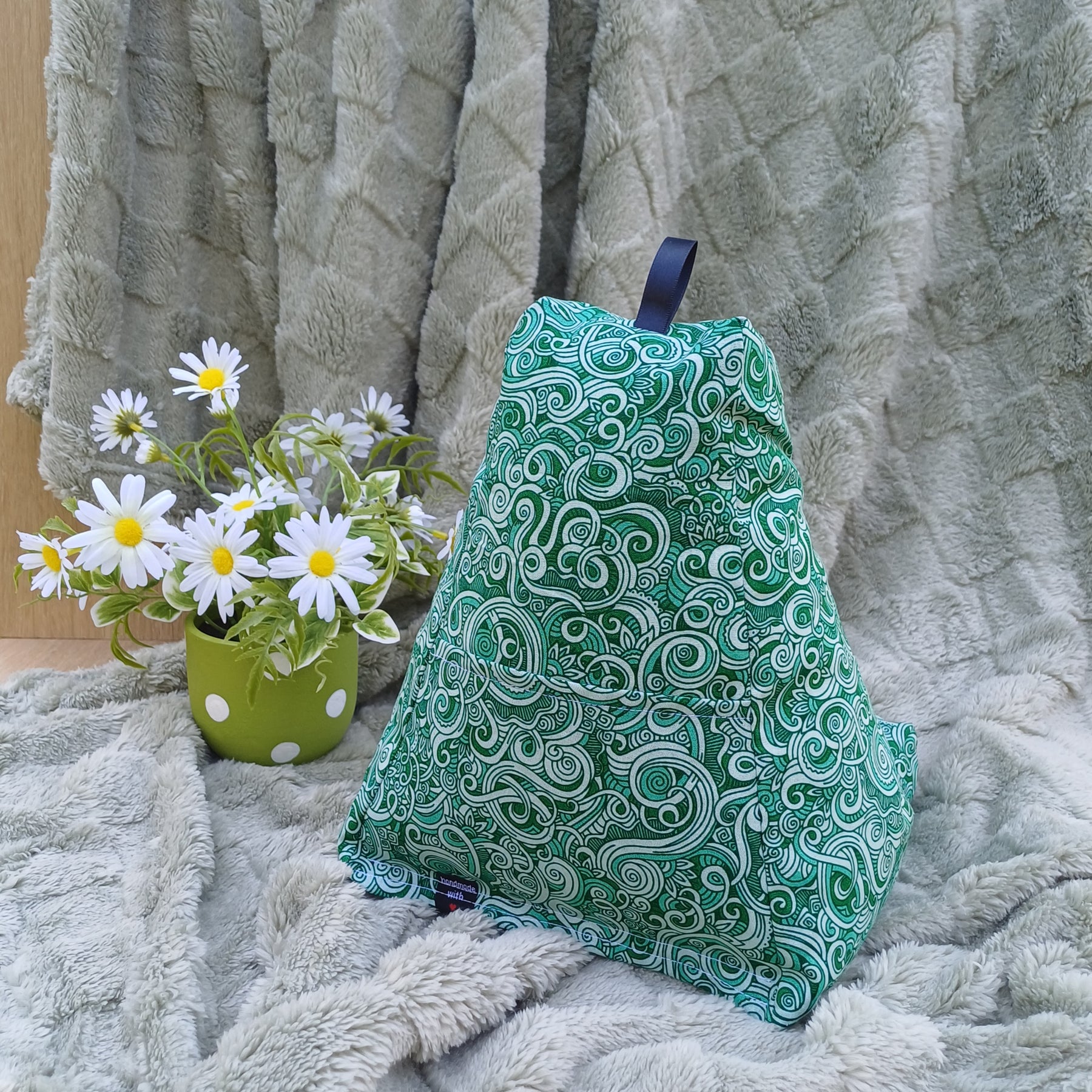 Green Swirl Design Pillow with Pocket to suit Book and Tablet