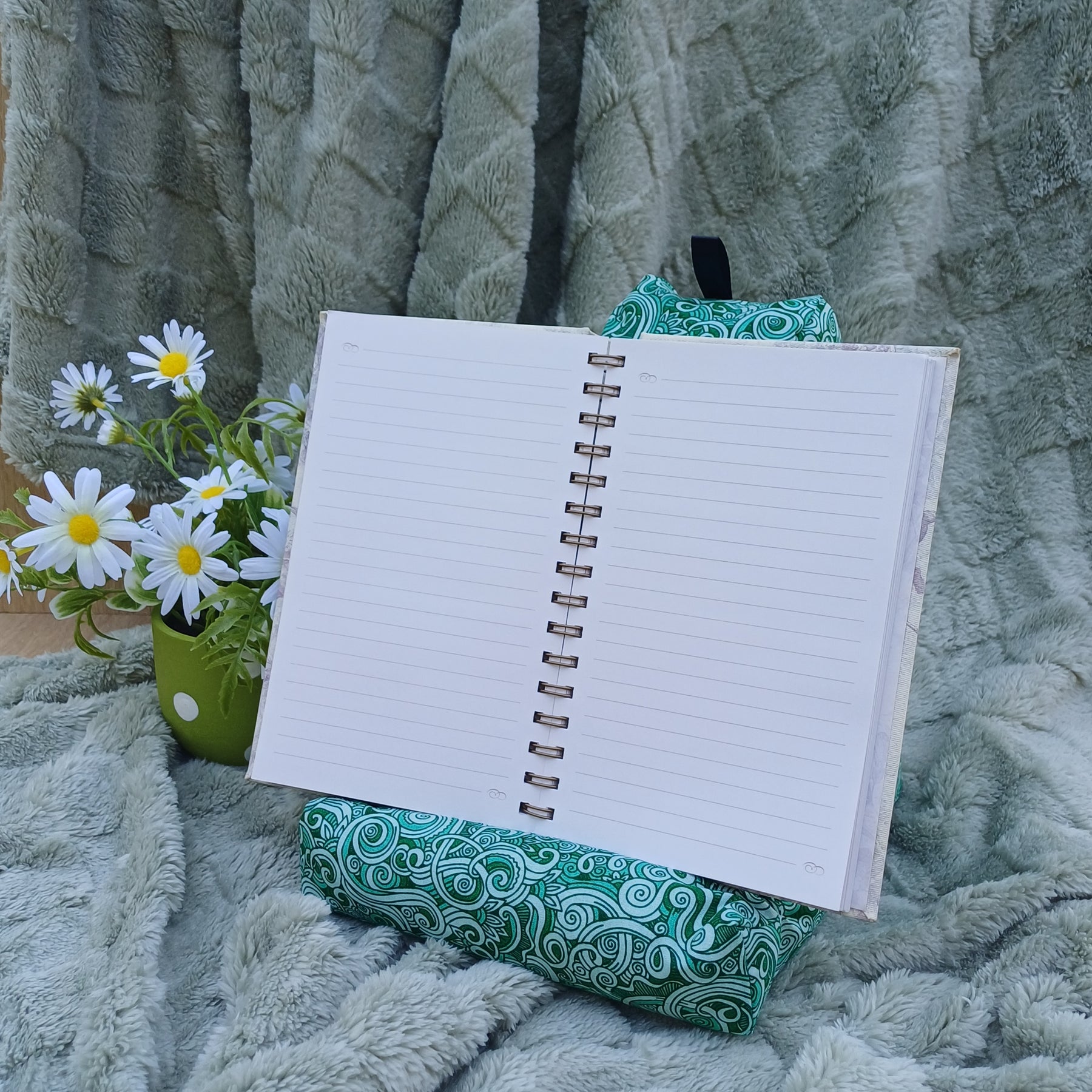 Green Swirl Design Pillow with Pocket to suit Book and Tablet