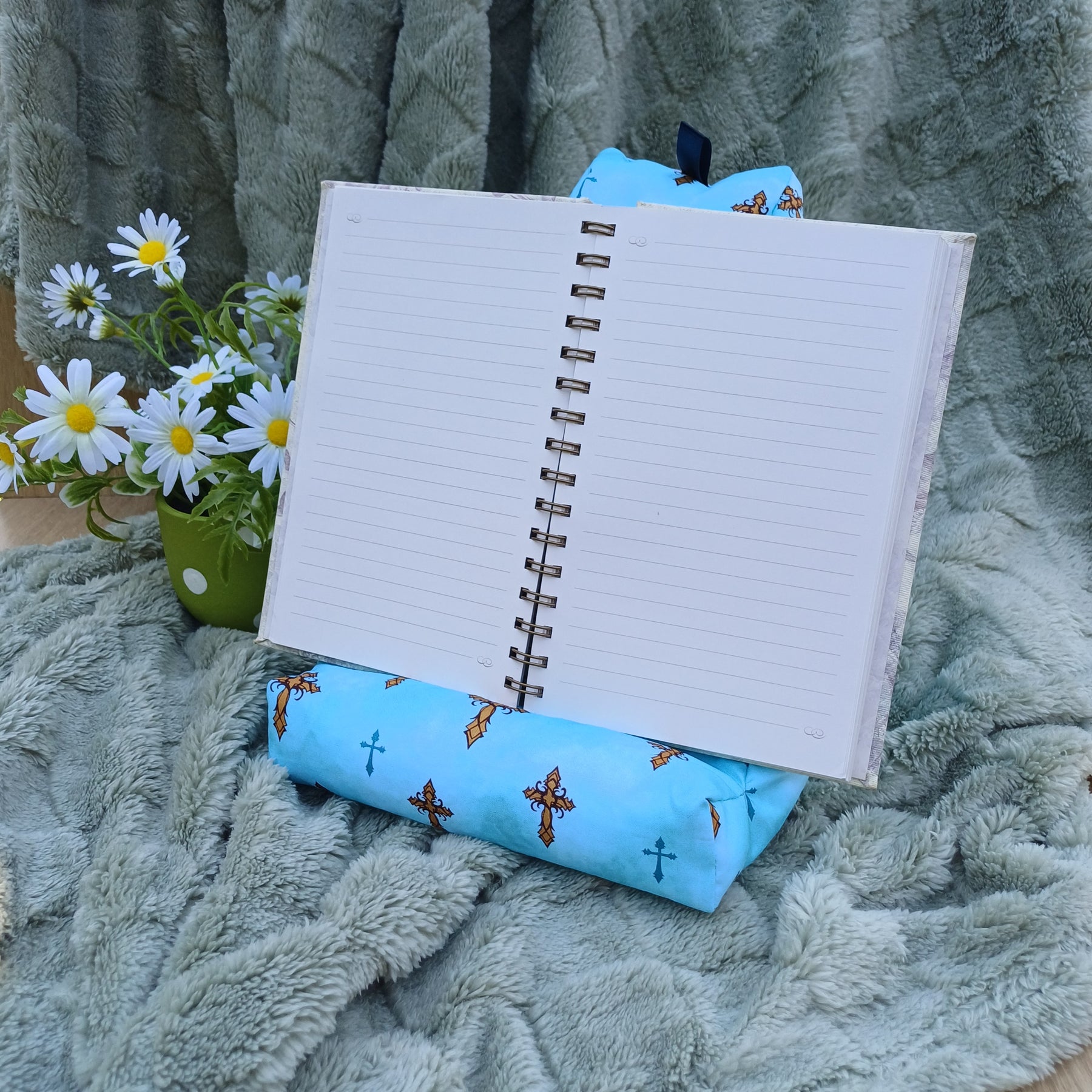 Cross Design Pillow with Pocket to suit Book and Tablet