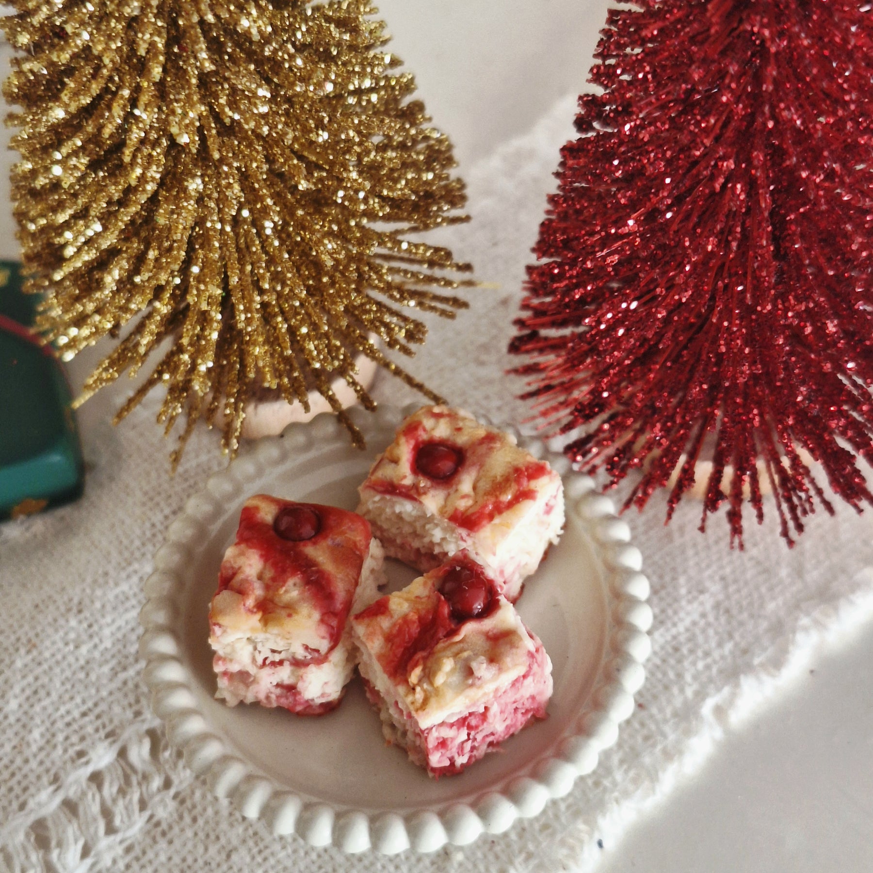 3 Pcs CRANBERRY CAKE
