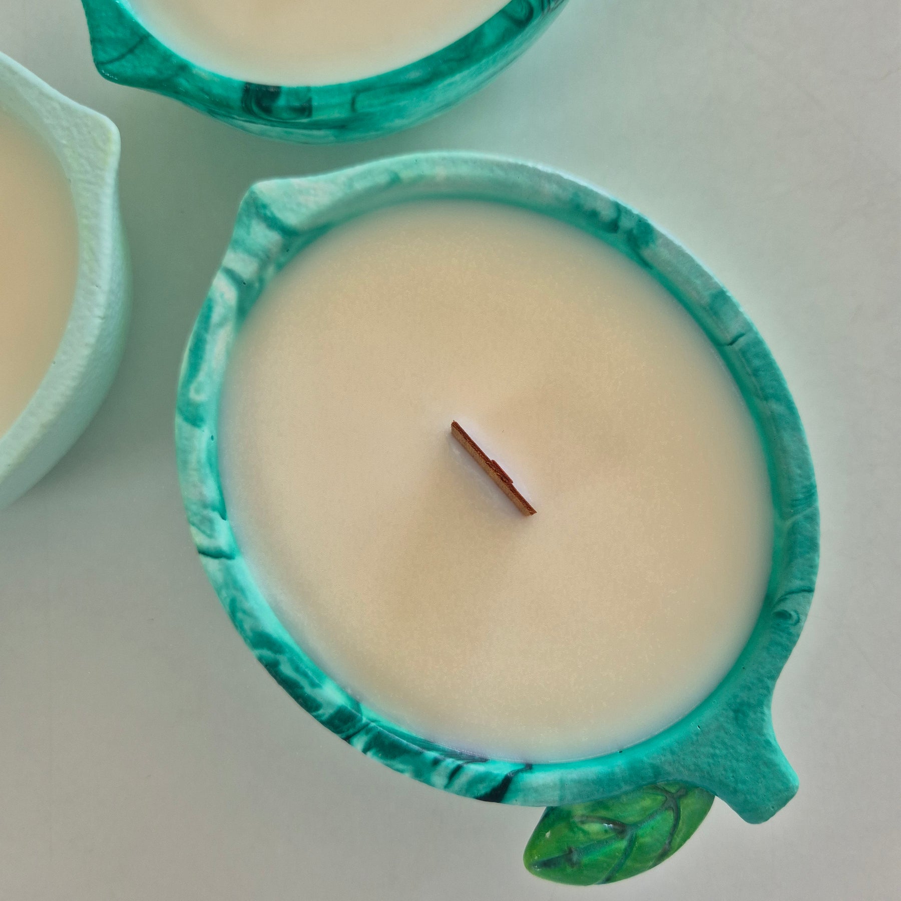 Concrete lime bowl candle with lime fragrance