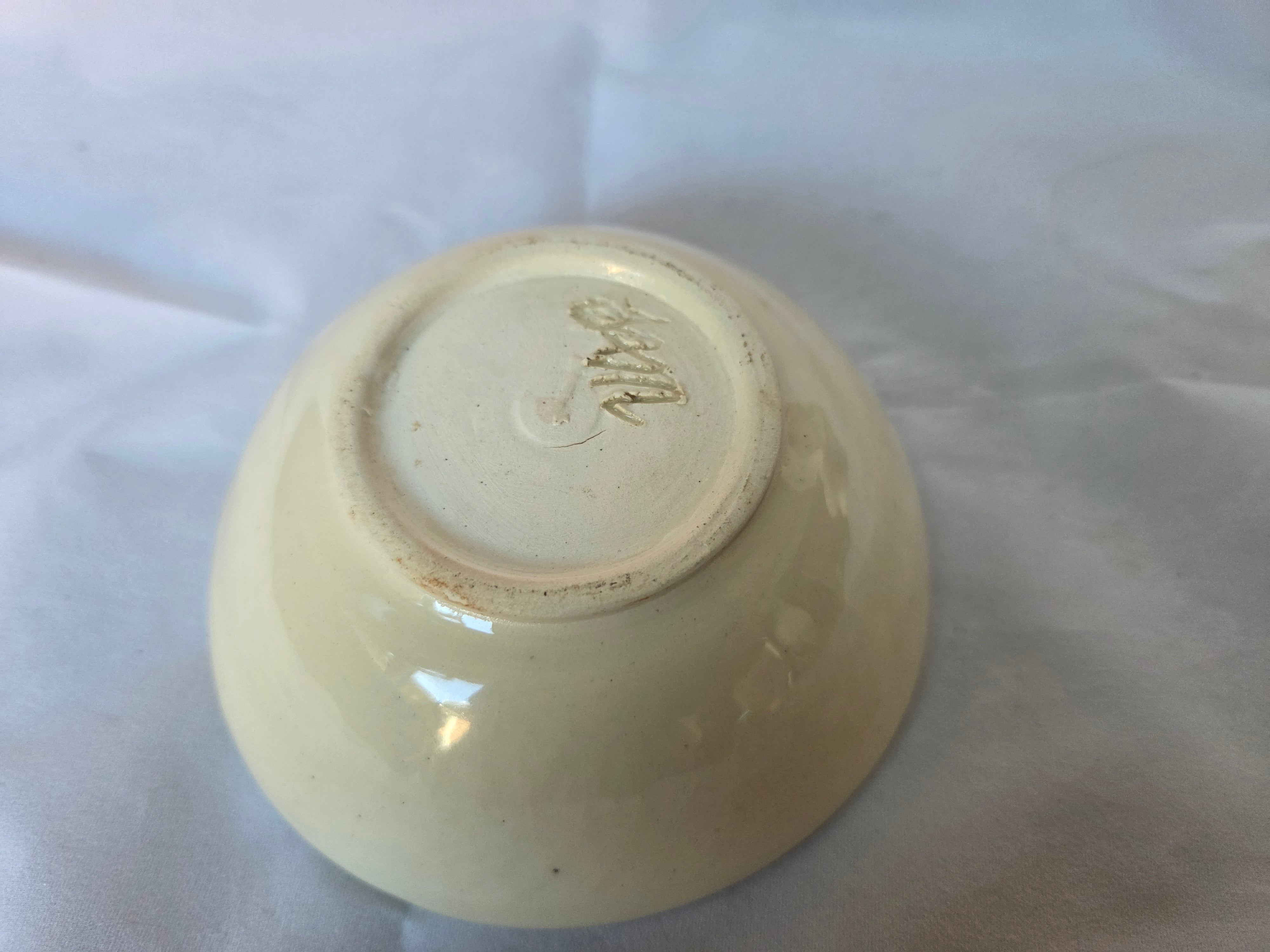 Hand painted floral gumnut design ceramic dish. 13.5cm