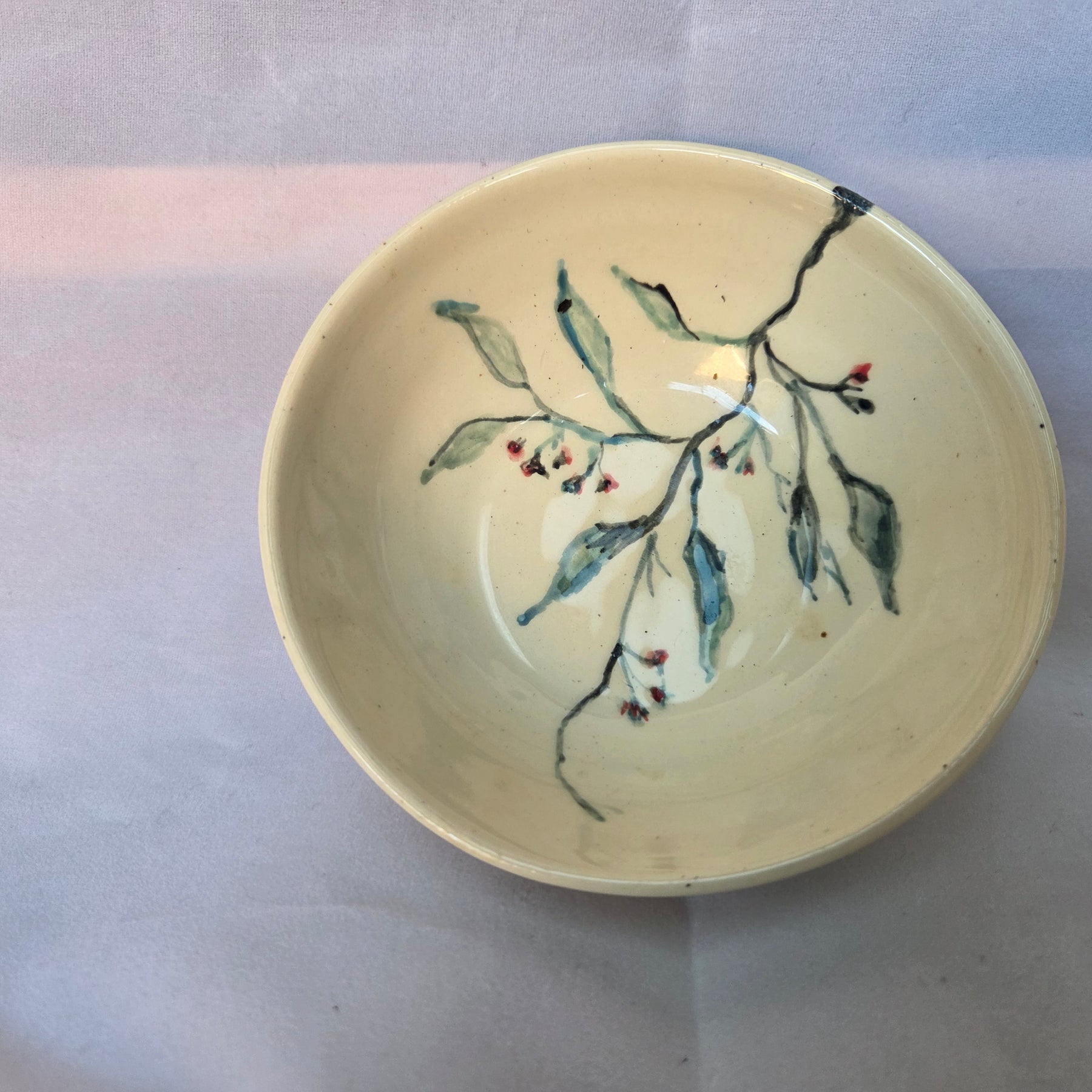 Hand painted floral gumnut design ceramic dish. 13.5cm