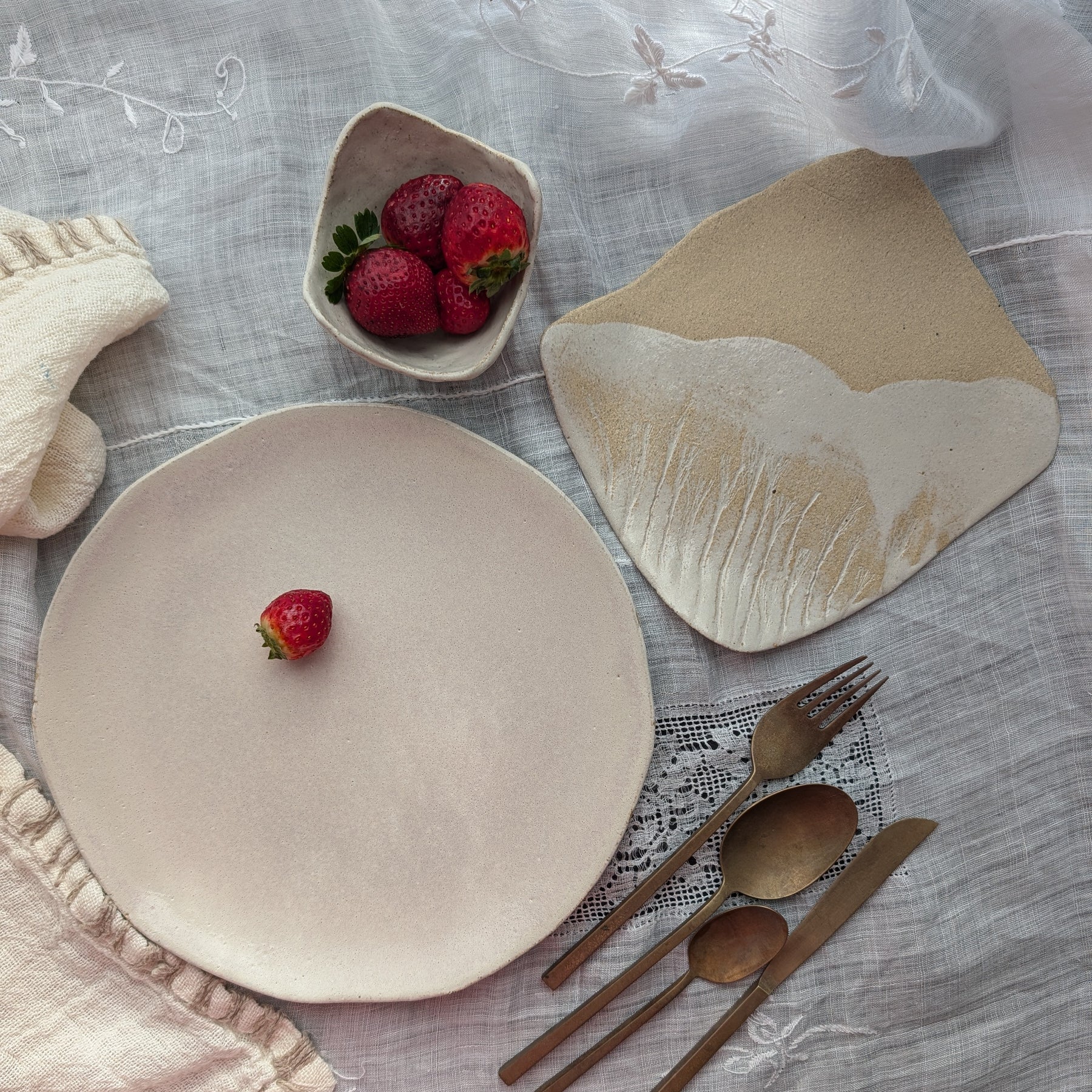Handmade Ceramic Tableware Gift Set | invite • share • savour