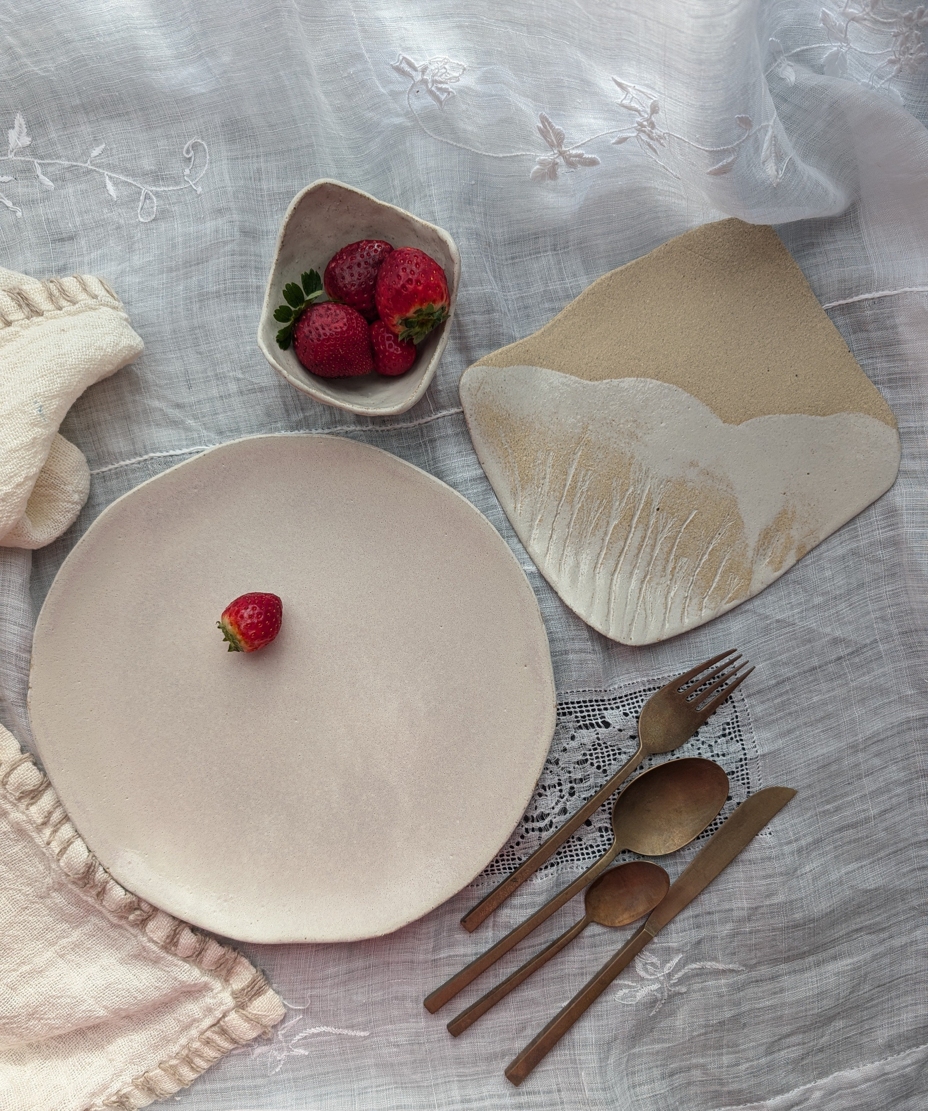 Handmade Ceramic Tableware Gift Set | invite • share • savour