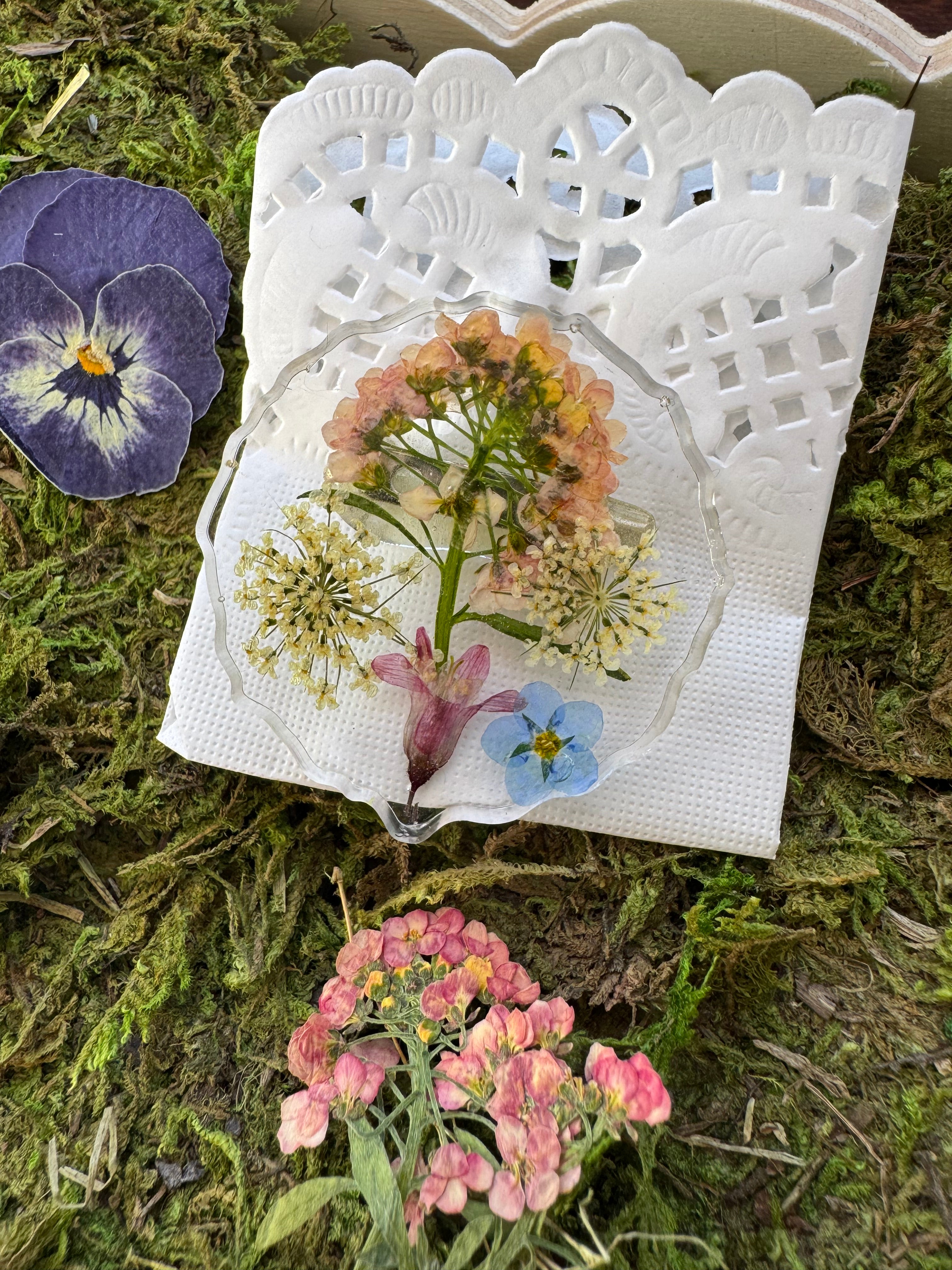 Dried Flower Resin Brooches
