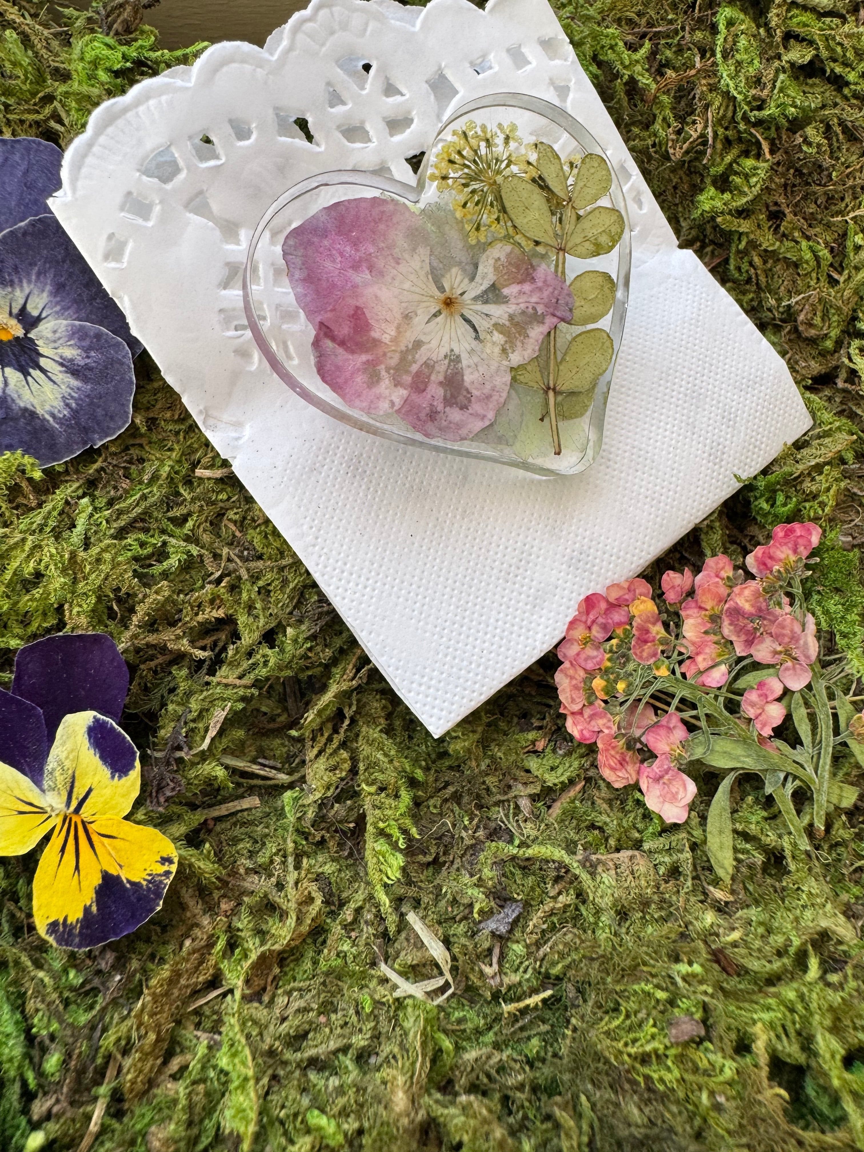 Dried Flower Resin Brooches