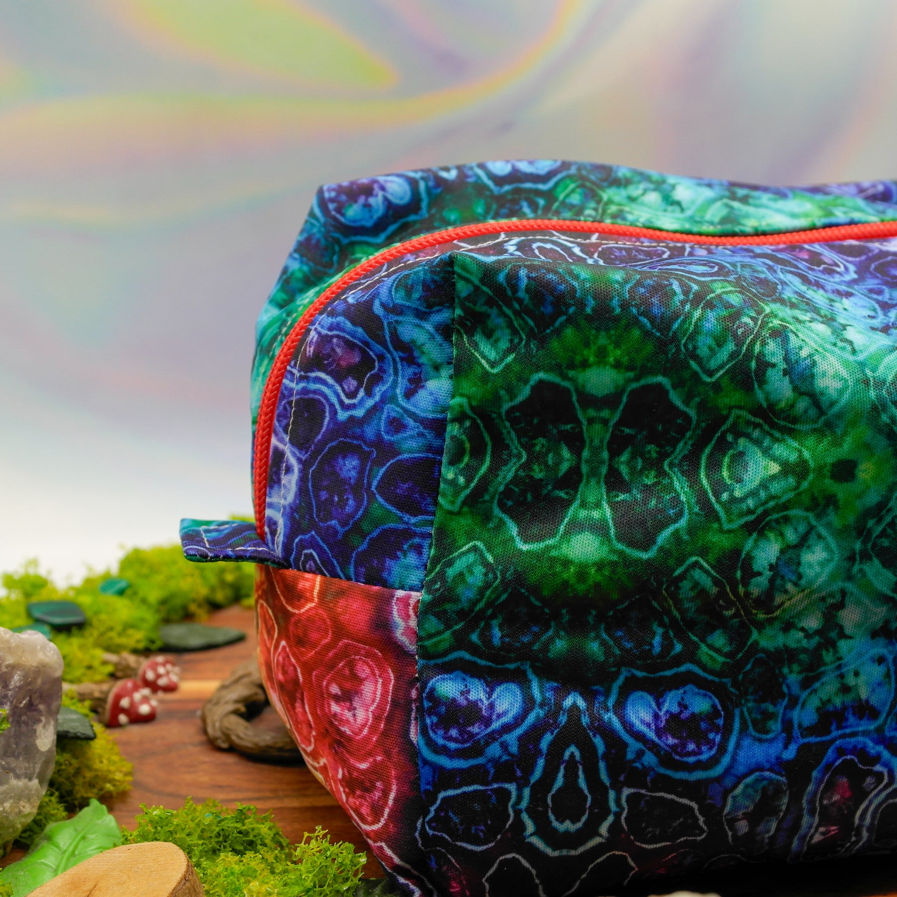 Baby Pod - rainbow geode