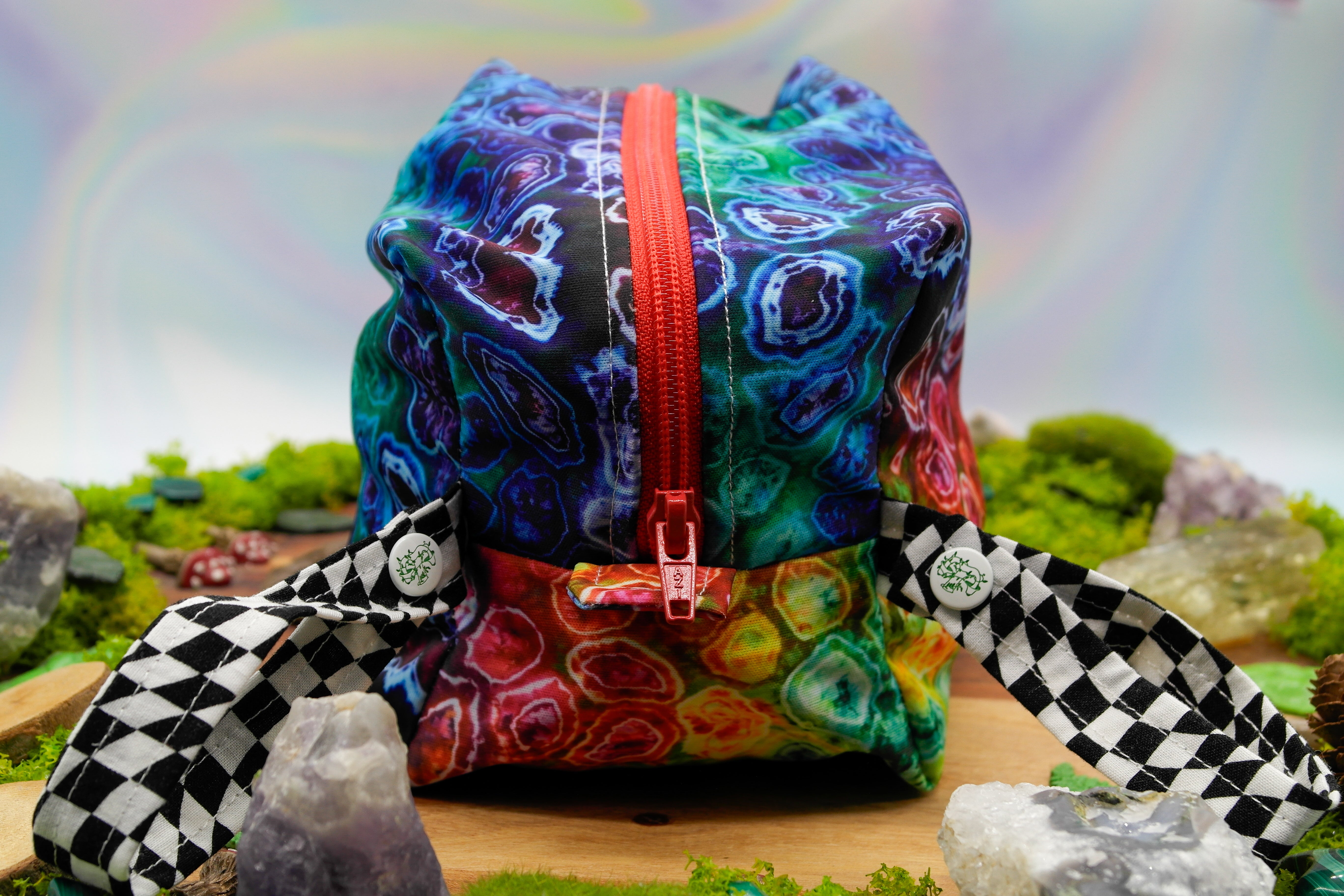 Baby Pod - rainbow geode