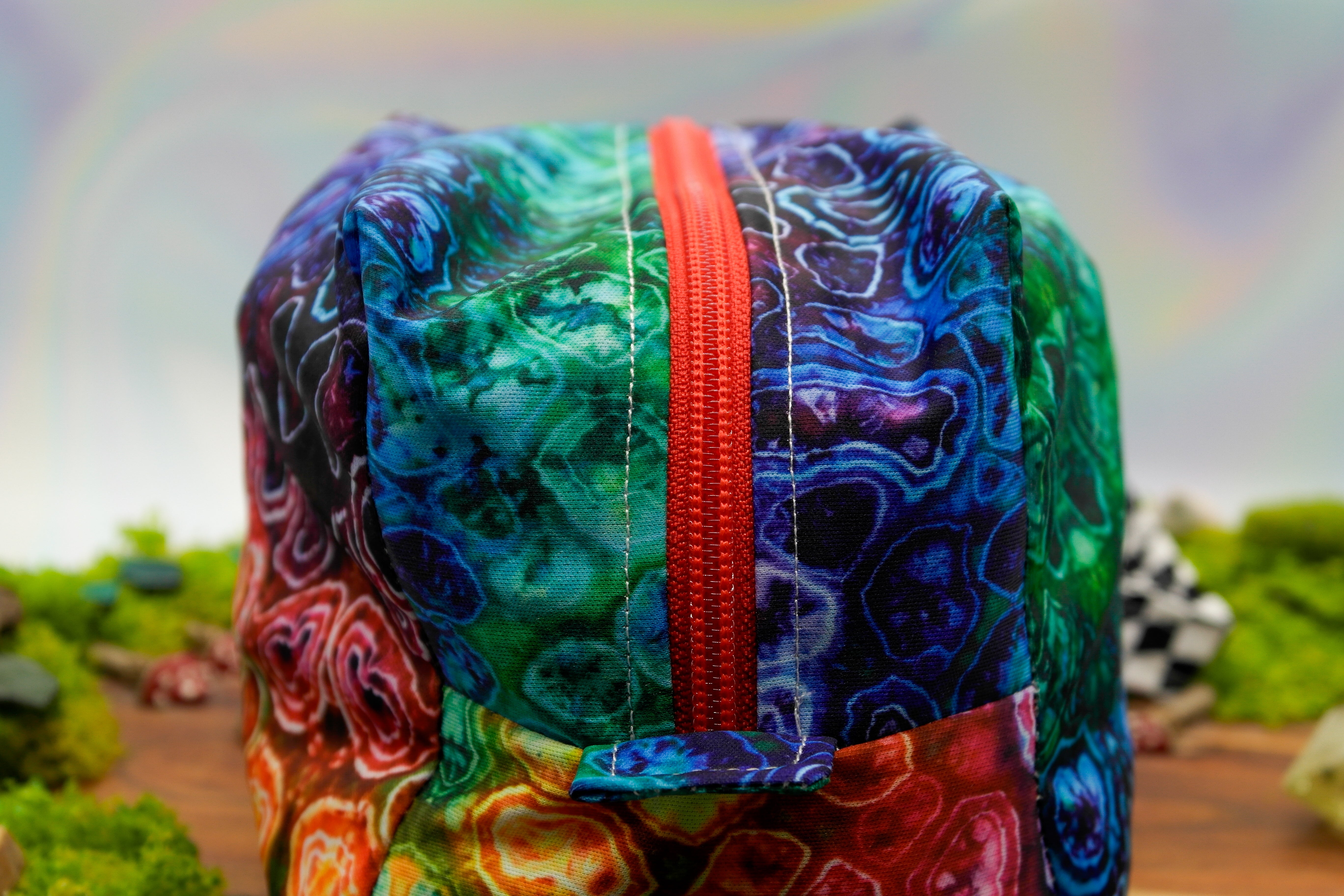 Baby Pod - rainbow geode