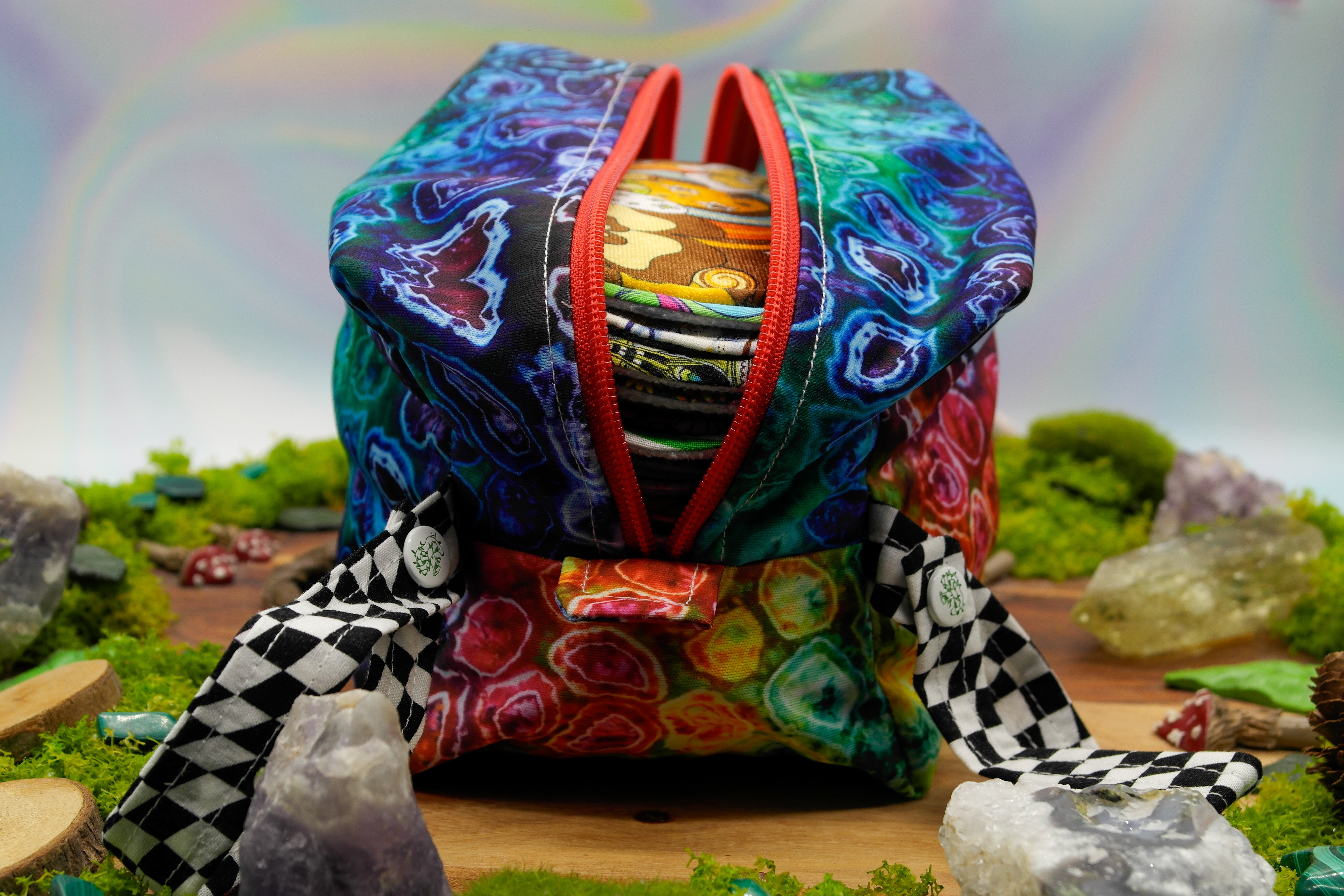 Baby Pod - rainbow geode