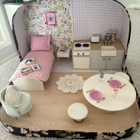 Dollshouse in a suitcase