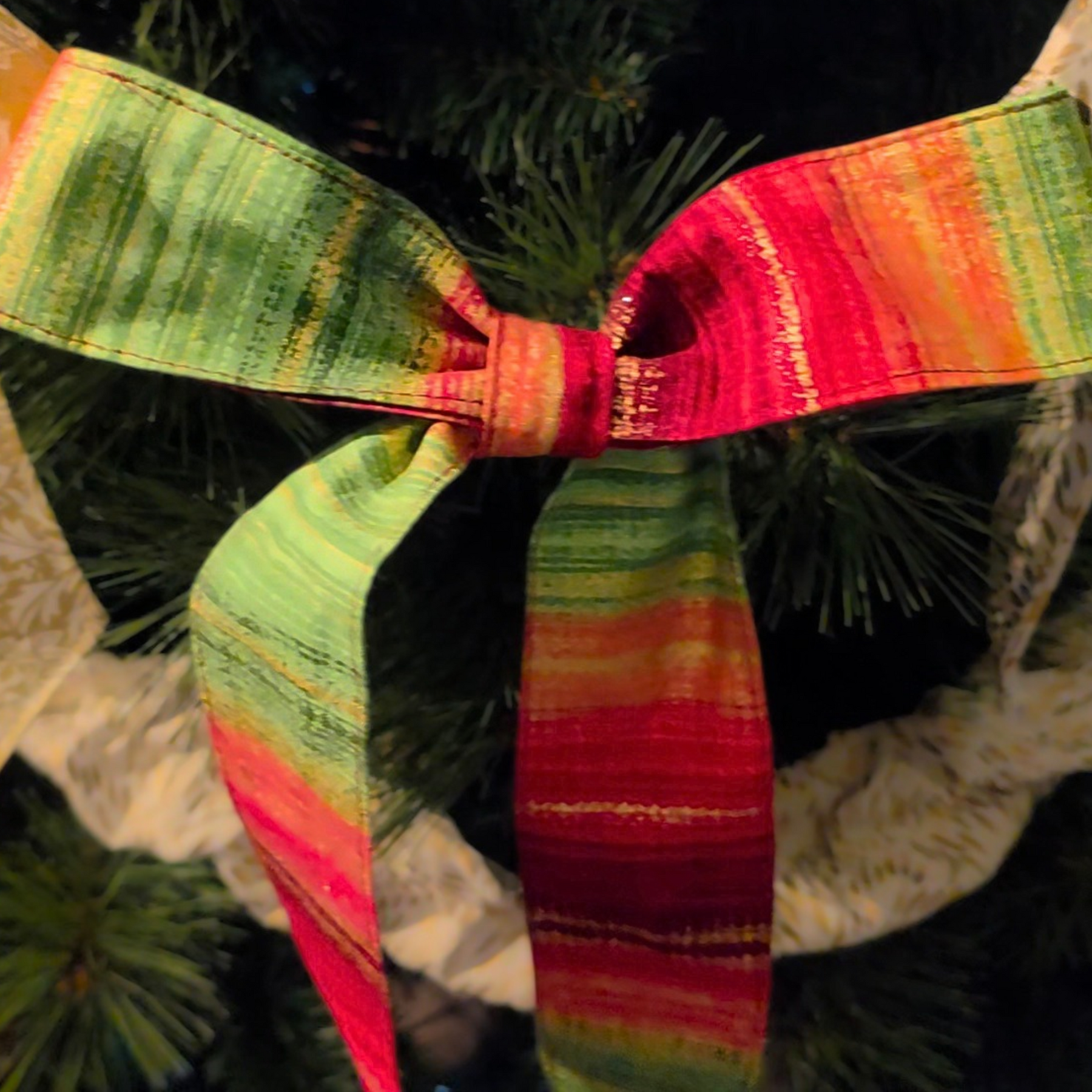 Tree-Topper Bow - short tail FGWL Heirloom decoration
