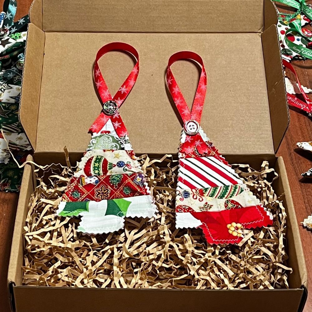 Handmade | Fabric Christmas Decorations | pack of 5 | Red