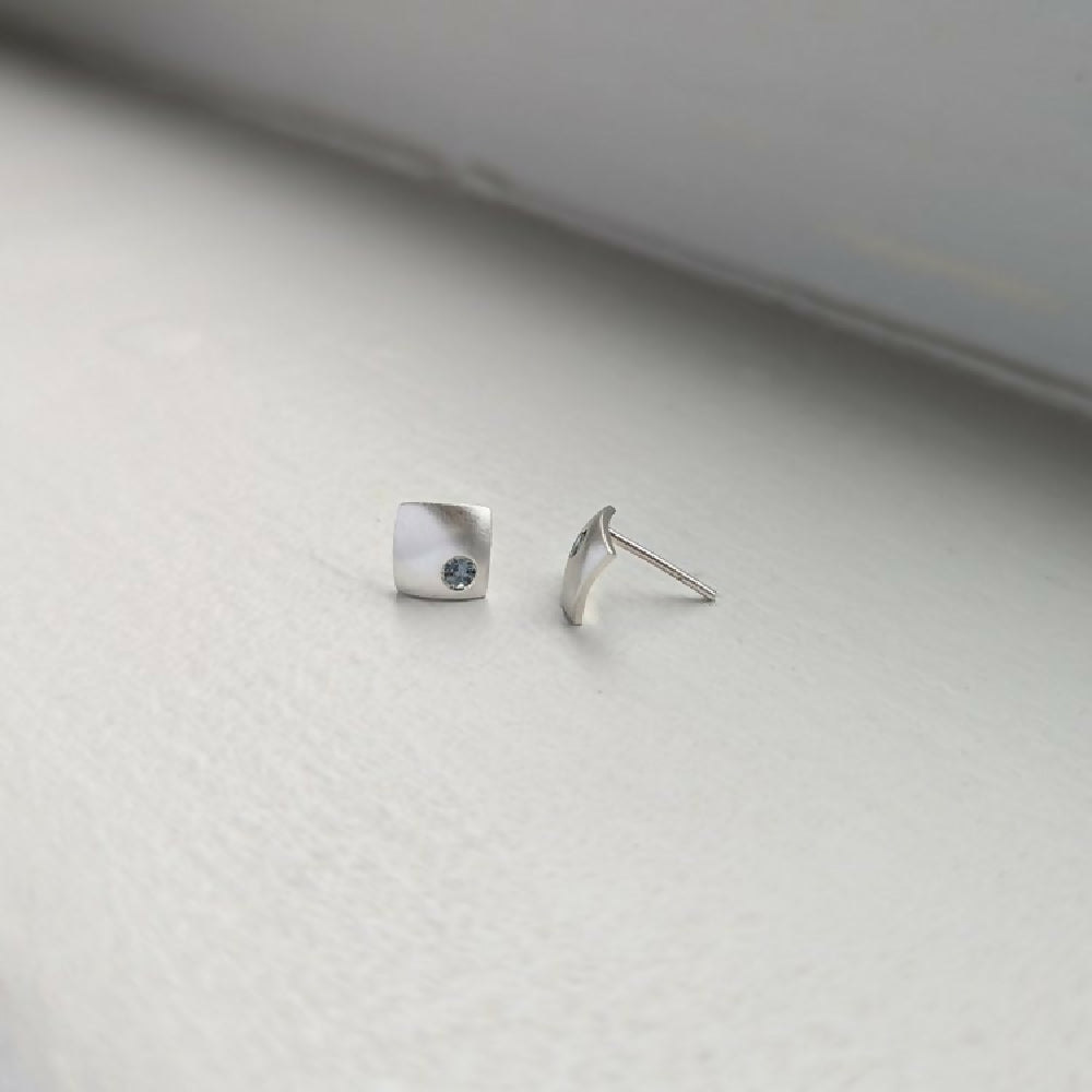 handmade grey spinel × domed square studs