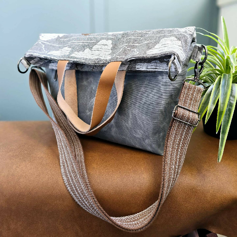 Foldover crossbody tote bag. Grey waxed canvas.