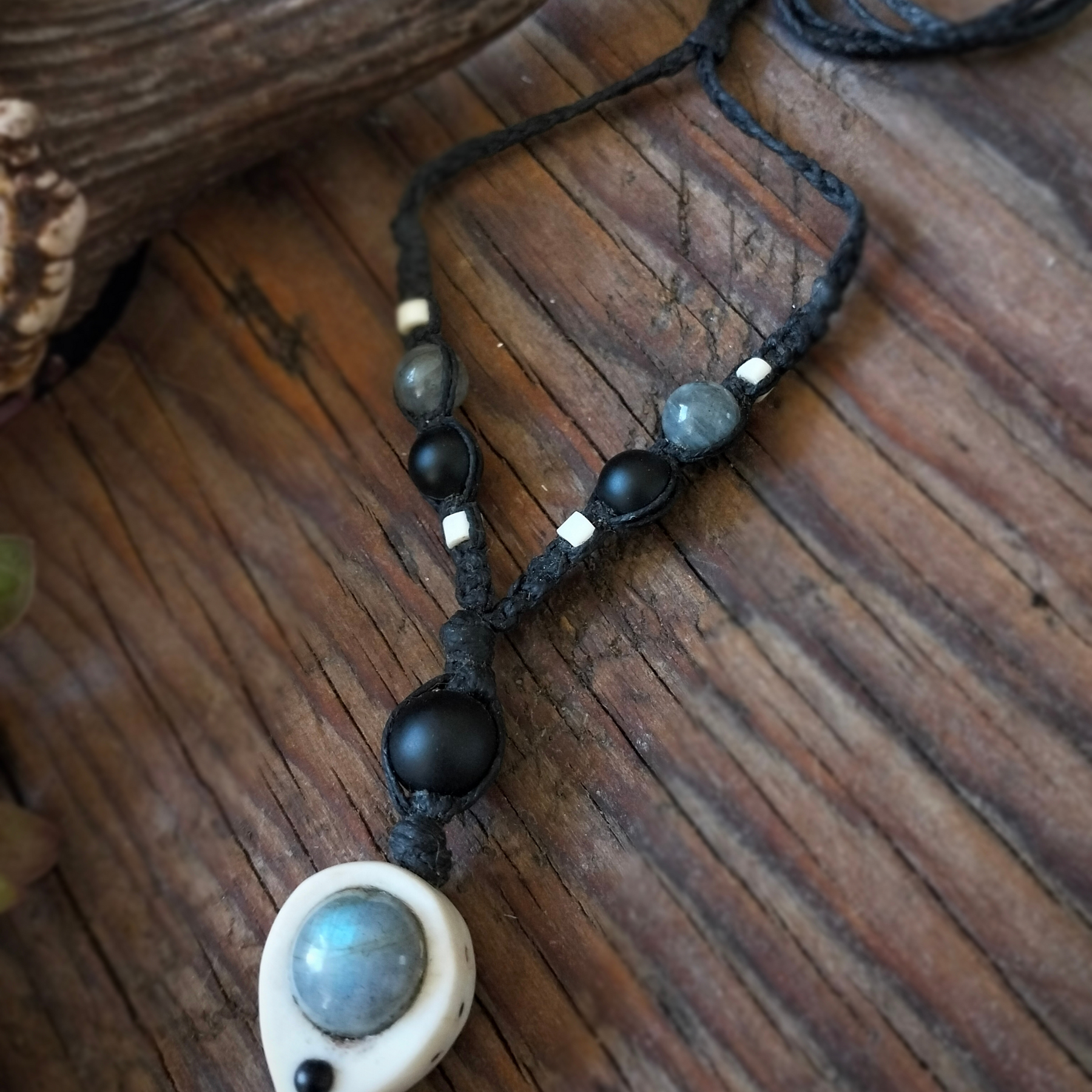 •| LABRADORITE | ONYX | DEER ANTLER |• NECKLACE
