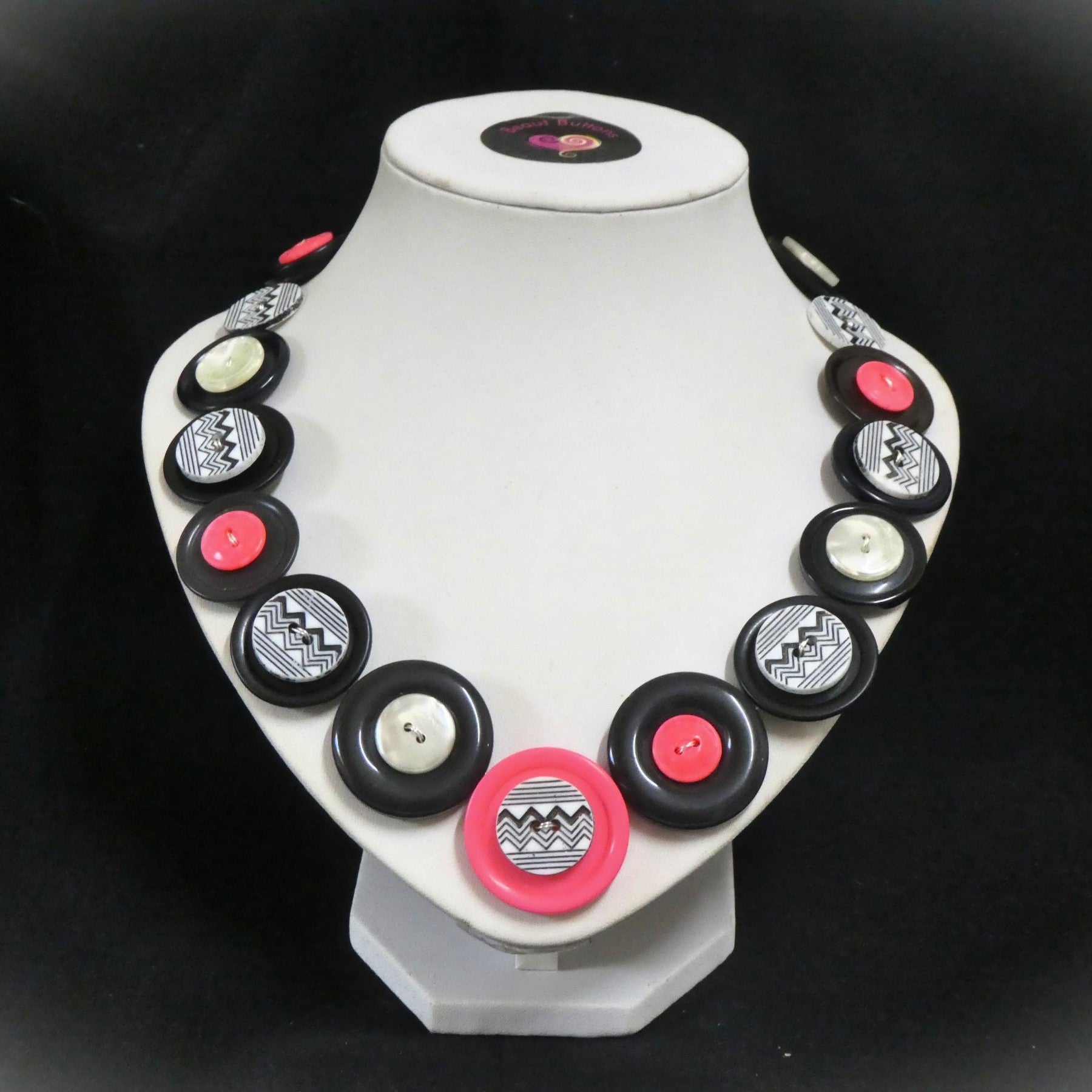 Handmade button necklace and earrings - Pink Zebra